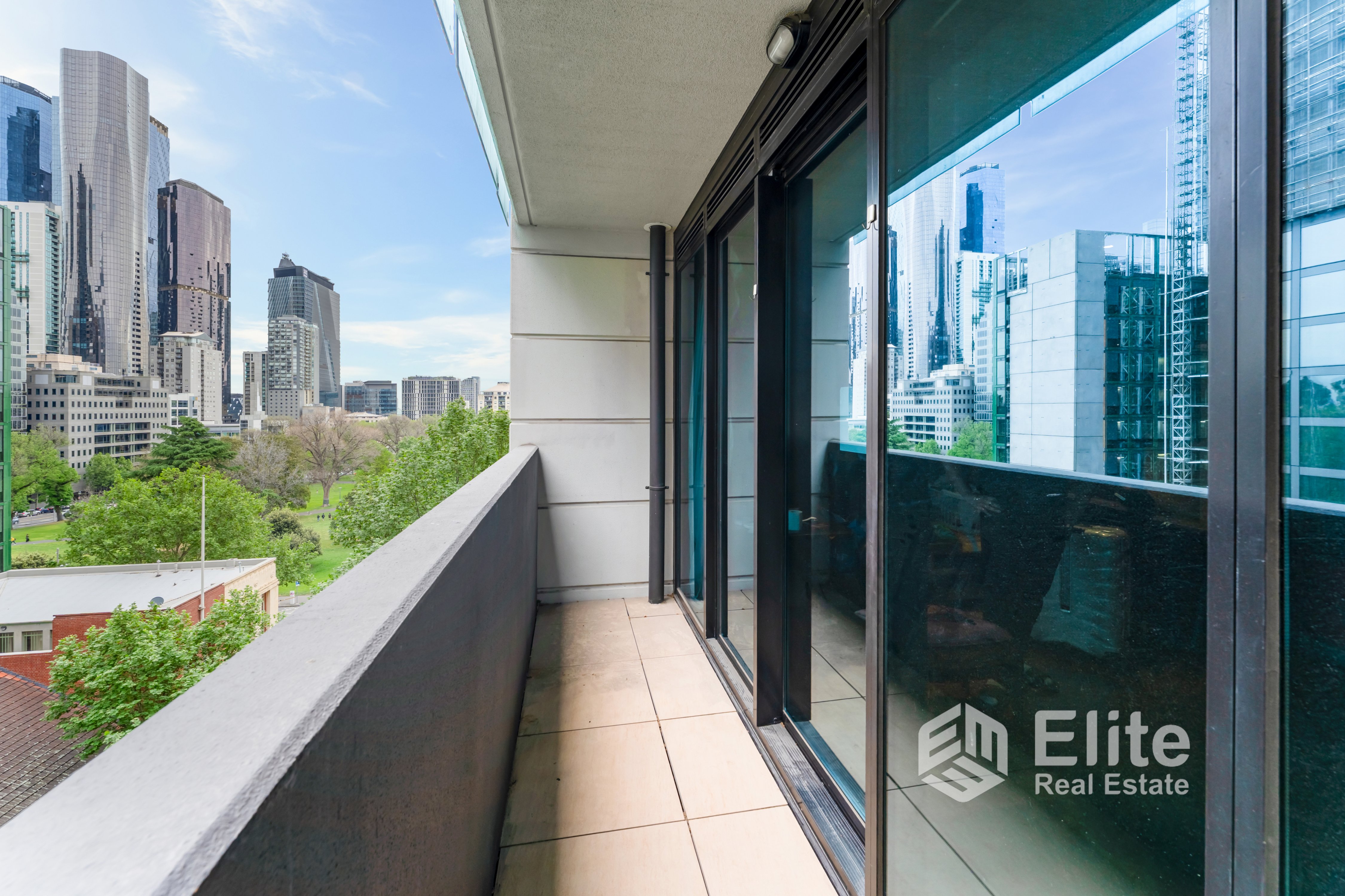 917/228 Abeckett Street, Melbourne, Vic, 3000 - Image 2