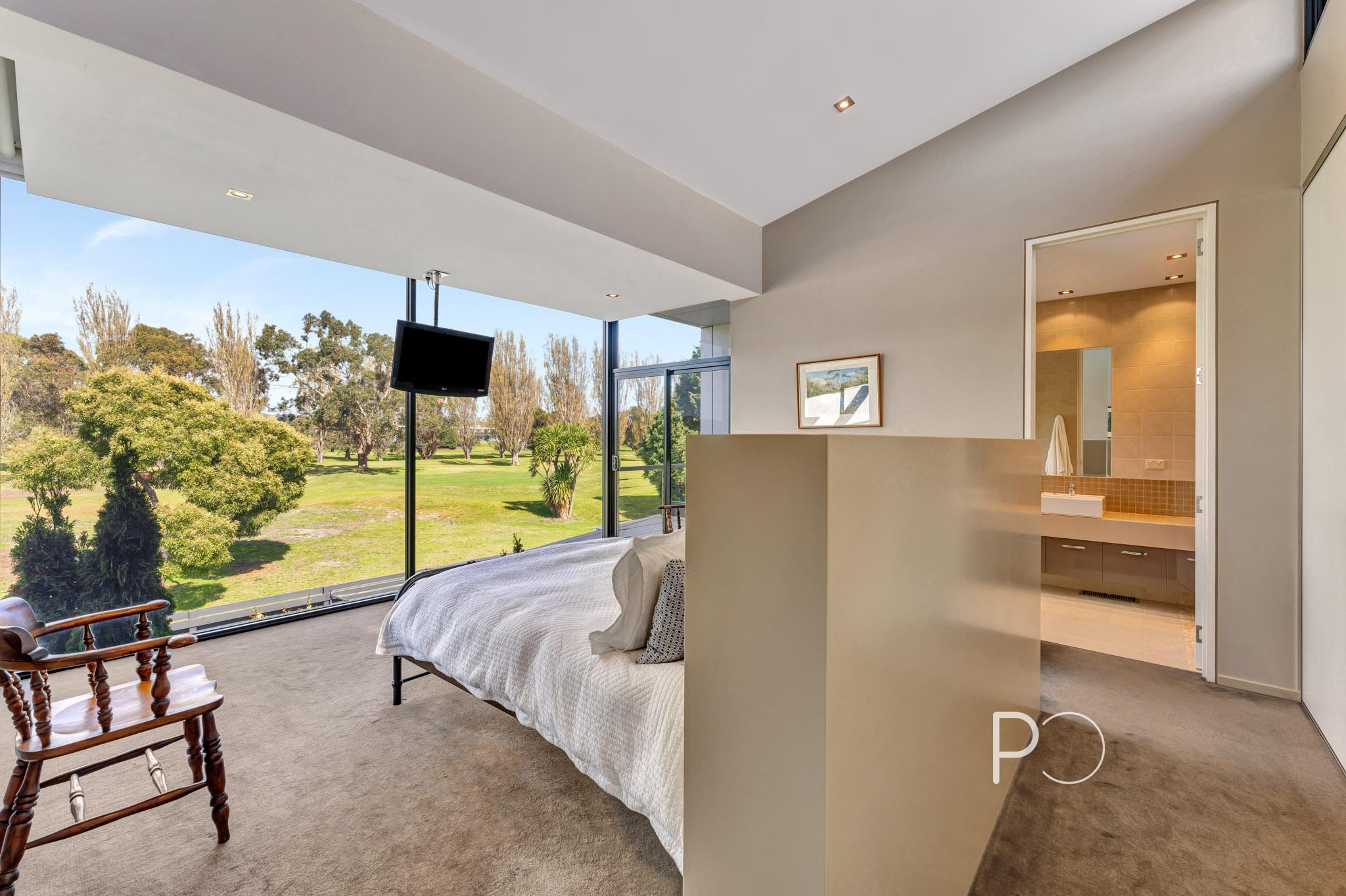 16 Shearwater Esplanade, Shearwater, TAS 7307 - Image 3