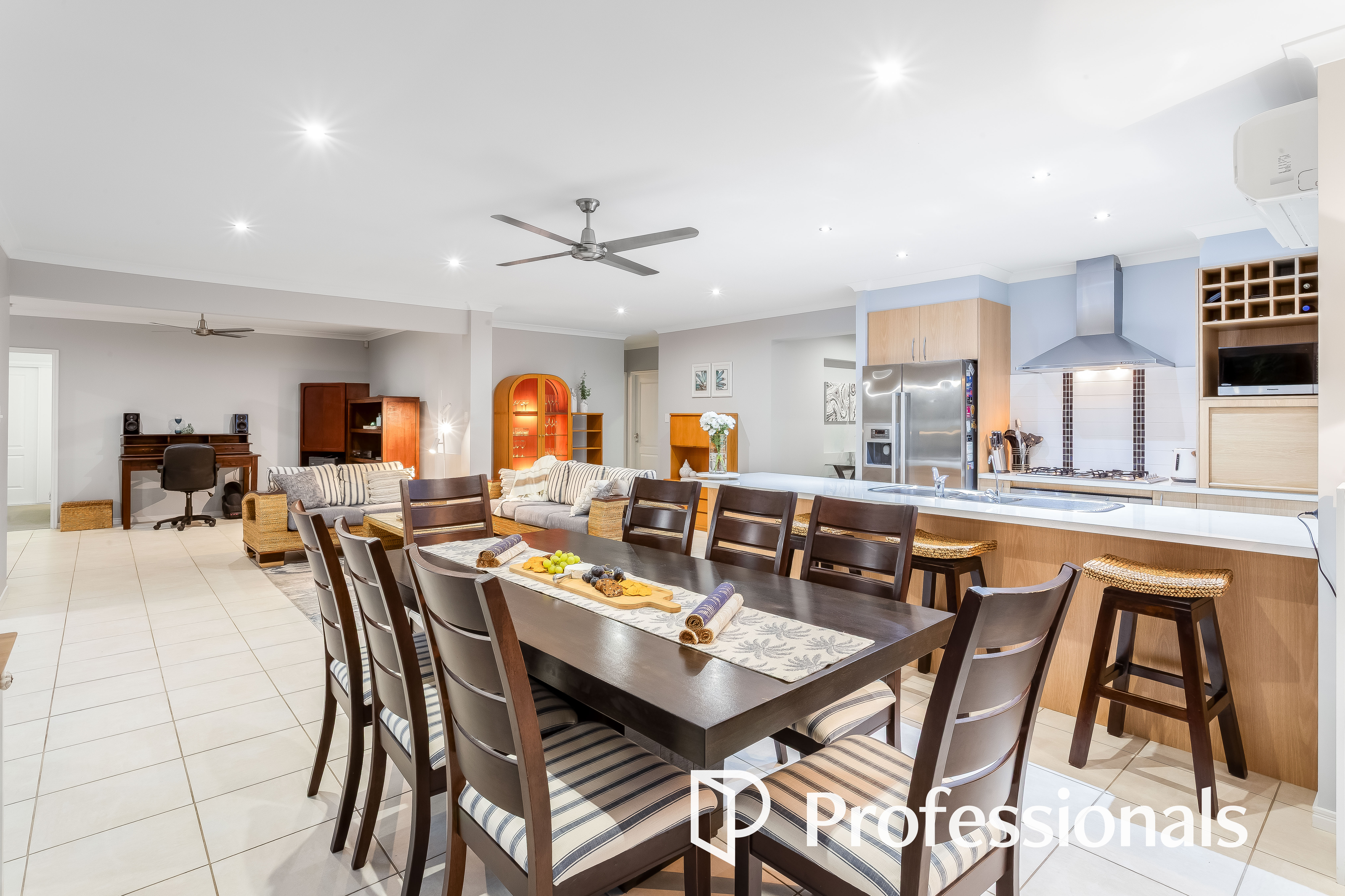 4-bedroom house at 7 Paulette Court, Cashmere, QLD 4500, Moreton Bay, Queensland
