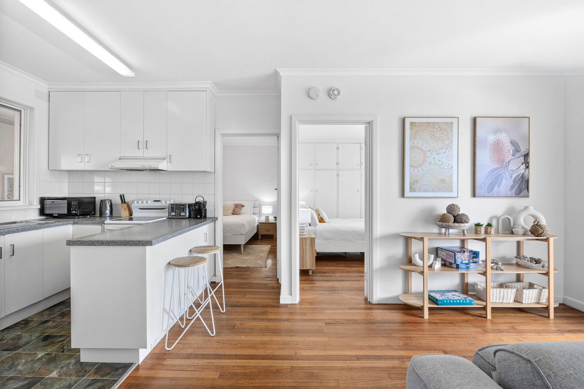 3-bedroom unit at 2 84 THE ESPLANADE, TORQUAY VIC 3228, Surf Coast, Victoria