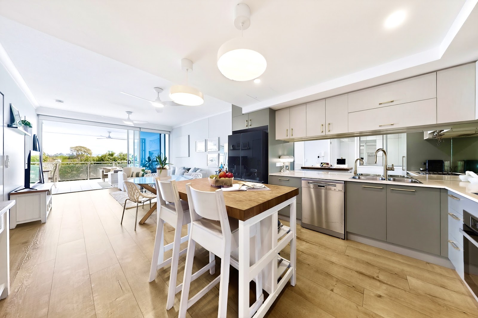 408/430 Marine Parade, Biggera Waters, QLD 4216 - Image 10