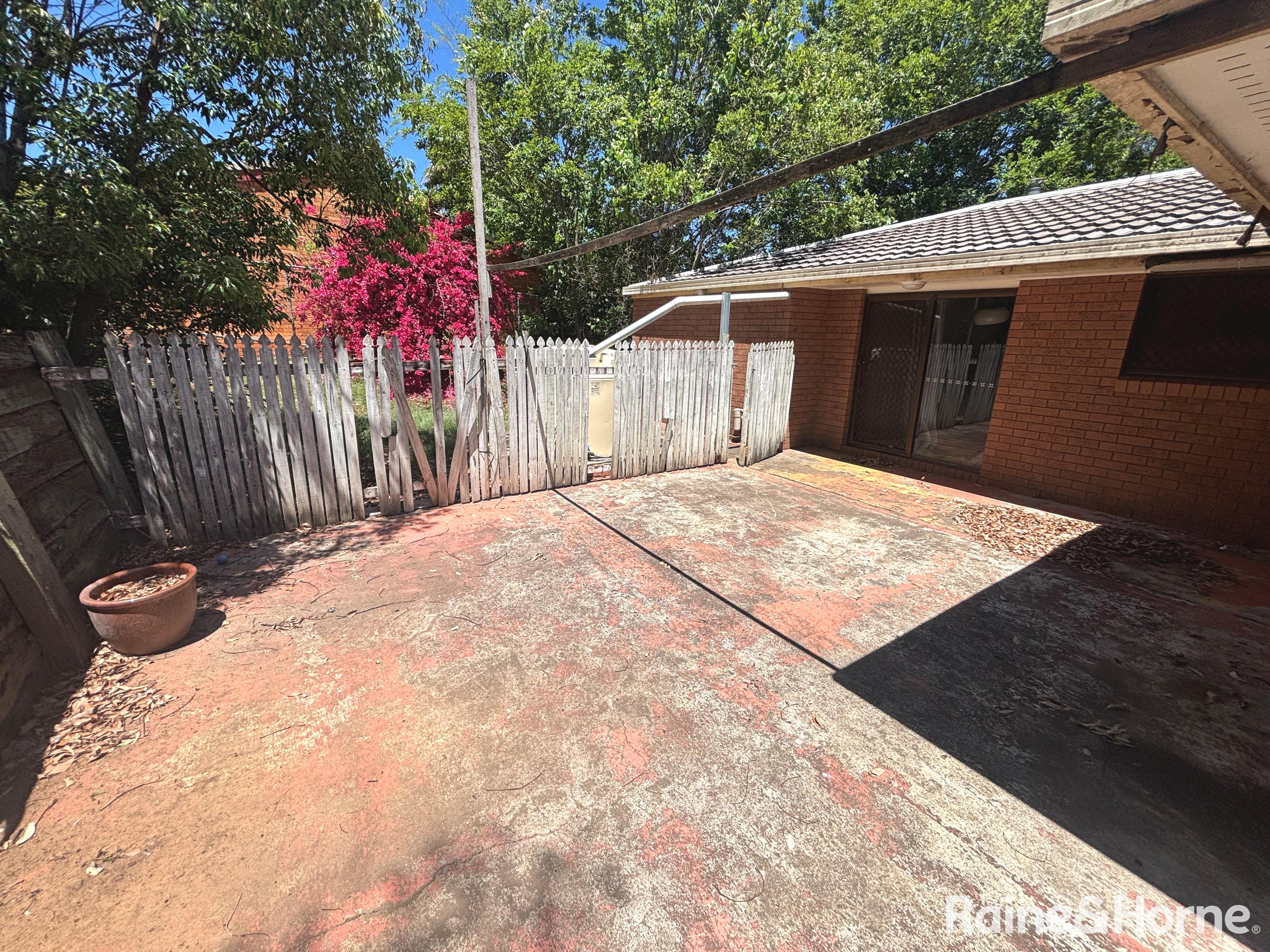 12 Hospital Terrace, Nanango, QLD 4615 - Image 5