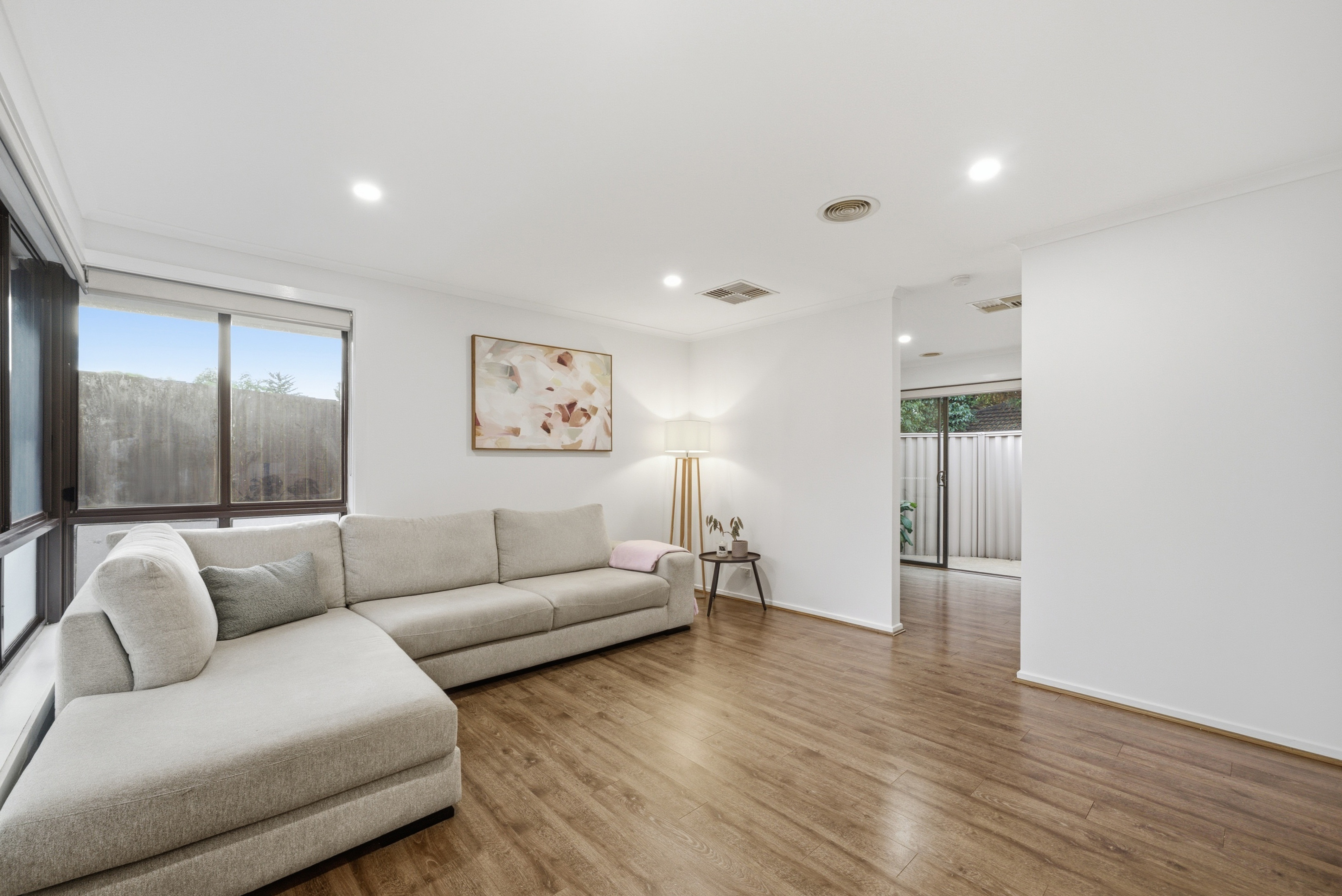 3-bedroom unit at 1 5 ANTHONY DRIVE, LYSTERFIELD VIC 3156, Knox, Victoria