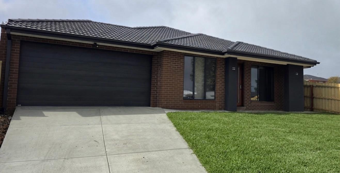 11 Invicta Drive, Smythes Creek, Vic, 3351 - Image 1