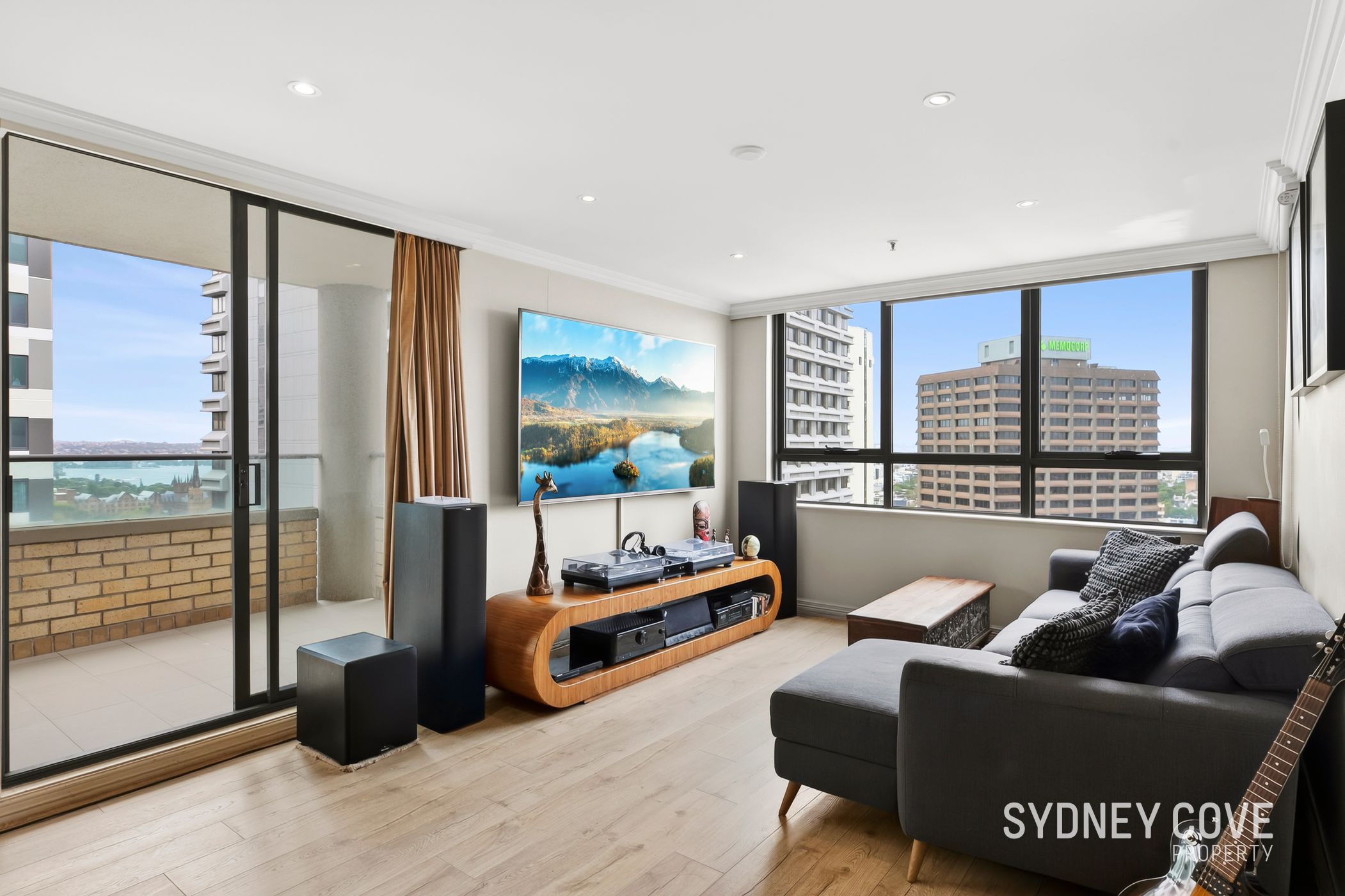 HYDE PARK TOWERS 3203 148 ELIZABETH STREET, SYDNEY NSW 2000 - Image 2