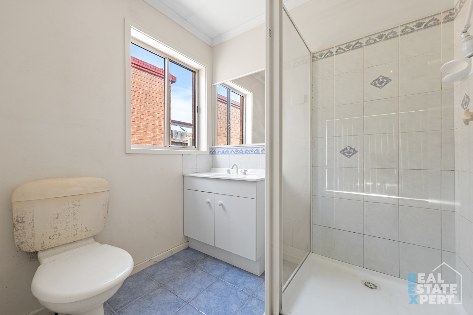2 Greenlea Grove, Hampton Park, Vic, 3976 - Image 9