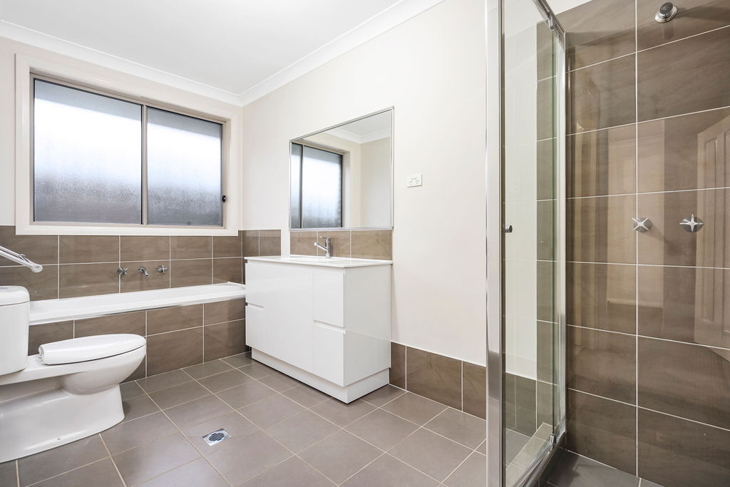 10 Denton Road, Spring Farm, NSW 2570 - Image 9