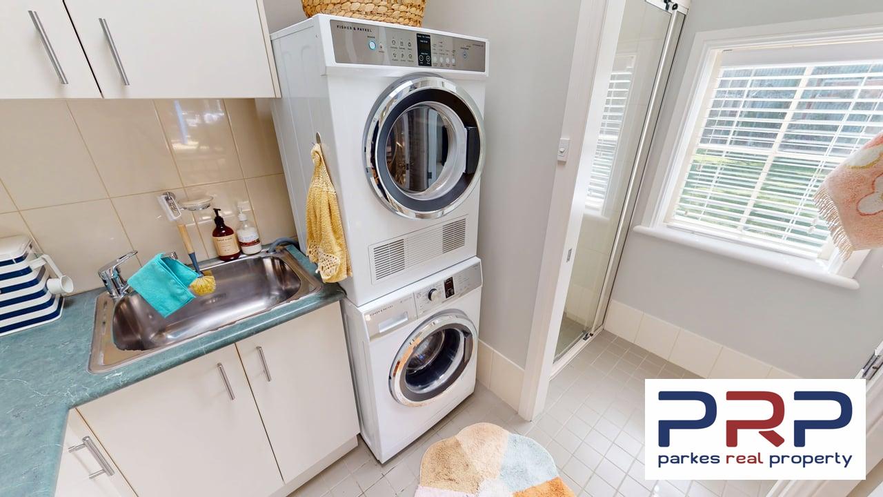 4-bedroom house at 17 Hill Street, Parkes, Nsw, 2870, Parkes, New South Wales