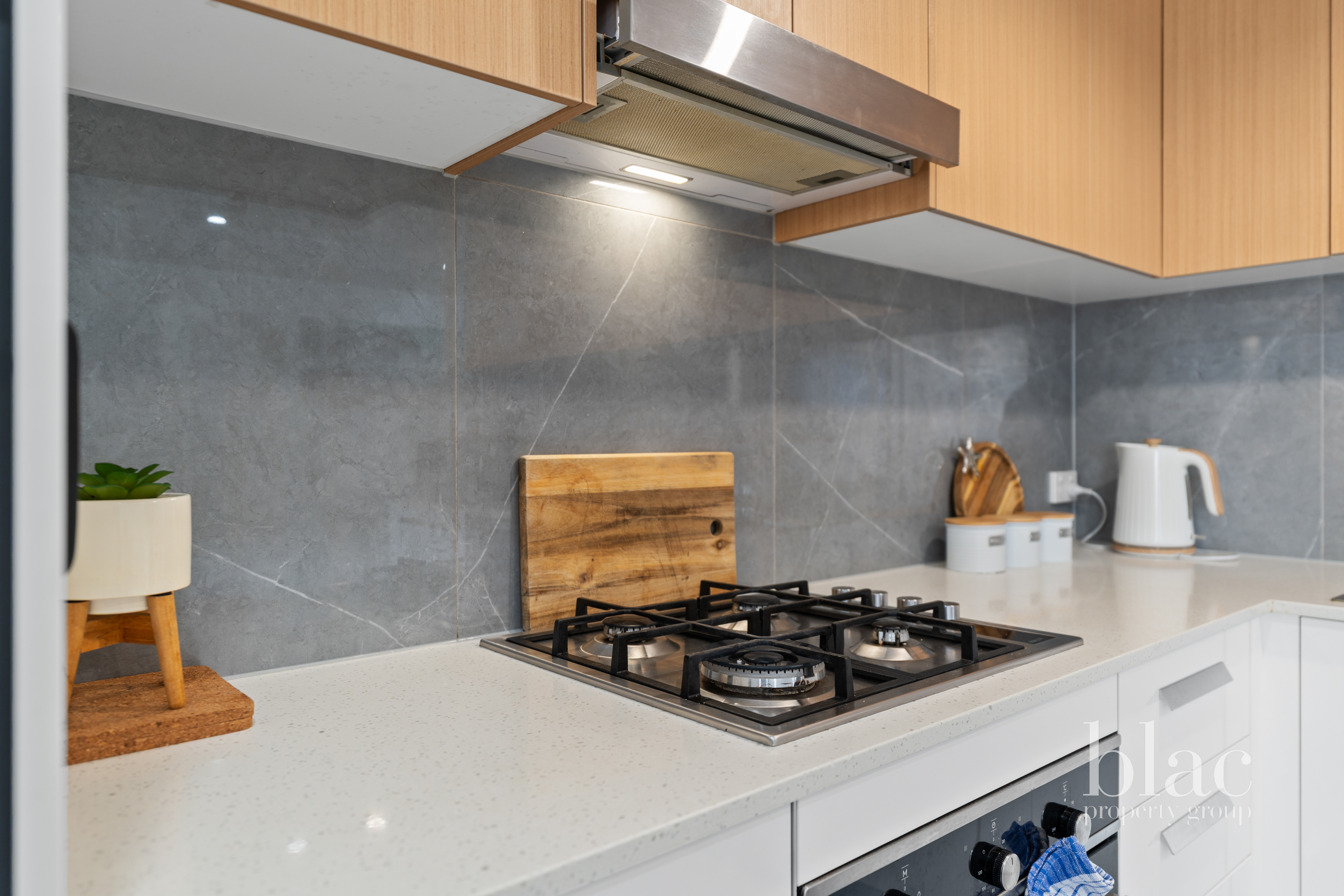 MARINA POINT 102 3-5 SPINNAKER DRIVE, SANDSTONE POINT QLD 4511 - Image 9