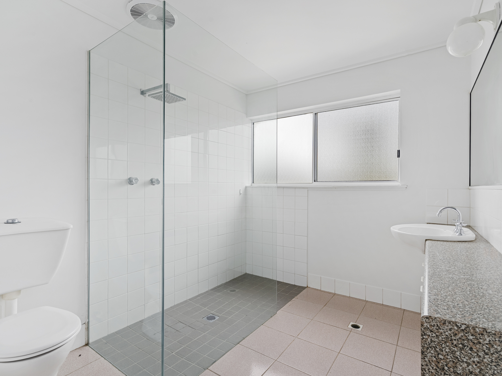 3-bedroom unit at 1/212 Melbourne Street, Mulwala, NSW 2647, Federation, New South Wales