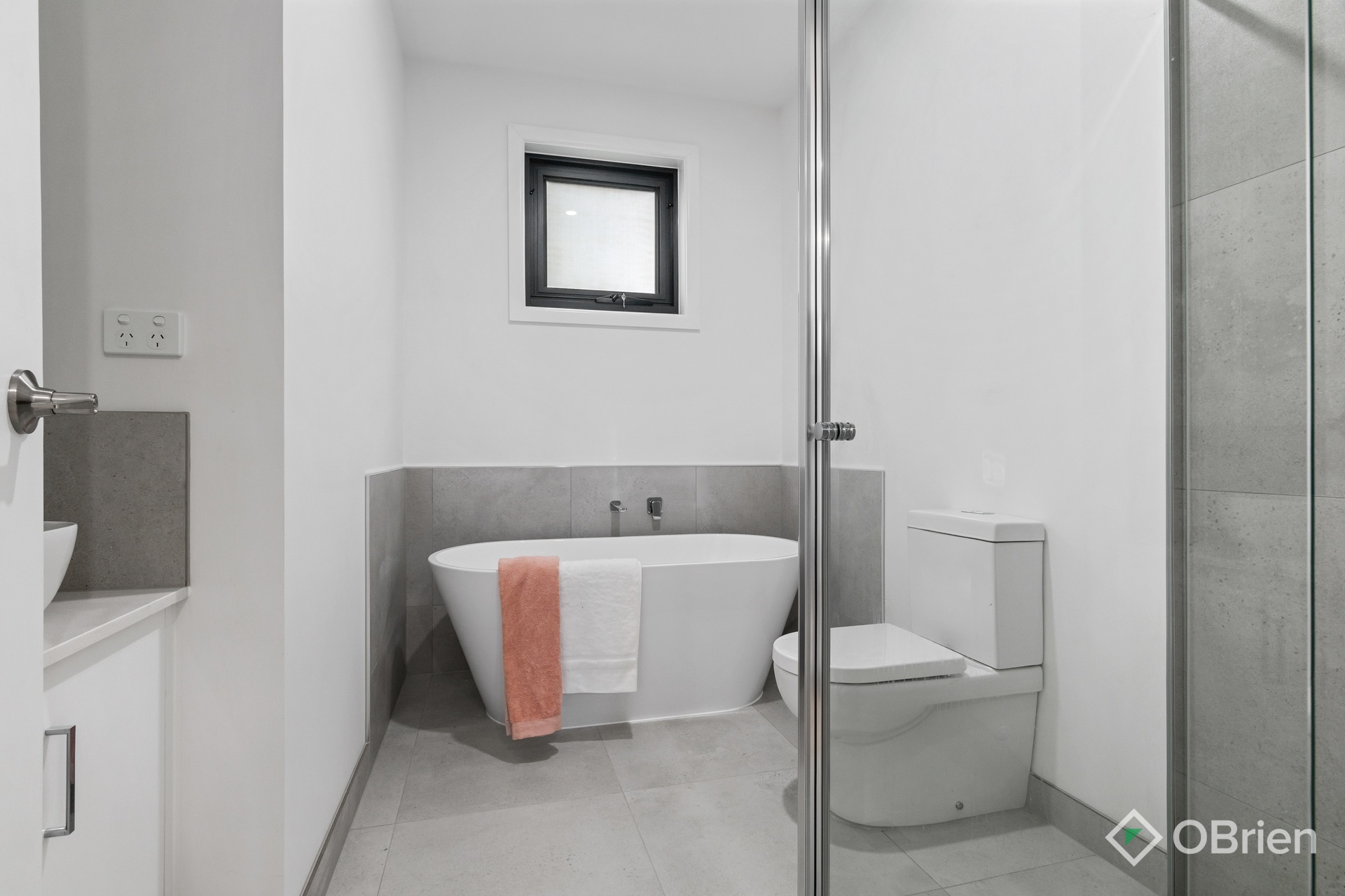 14 Terrigal Crescent, Kilsyth, Vic, 3137 - Image 6