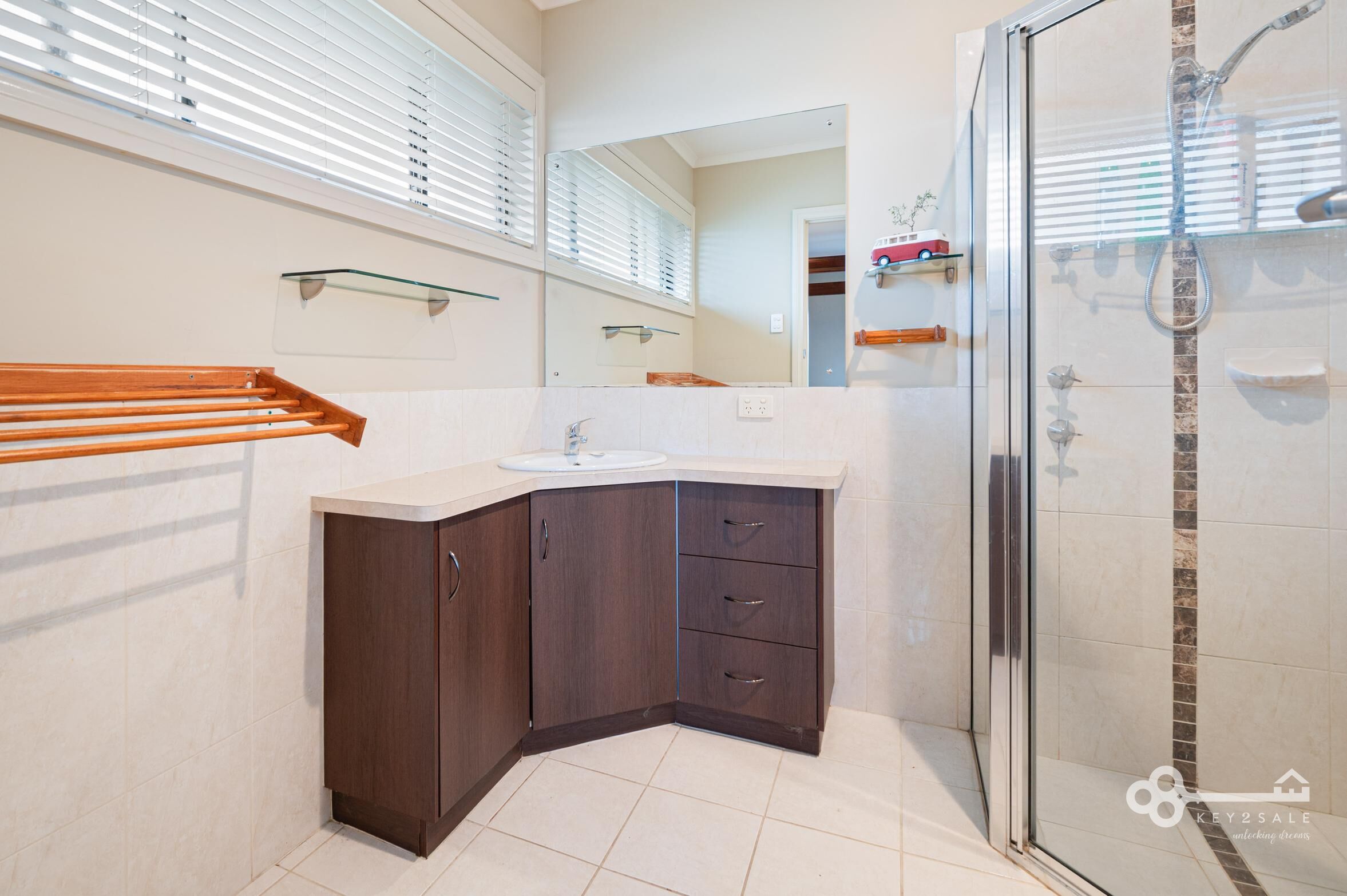 5-bedroom house at 9 EMERALD DRIVE, Mount Gambier SA 5290, Mount Gambier, South Australia