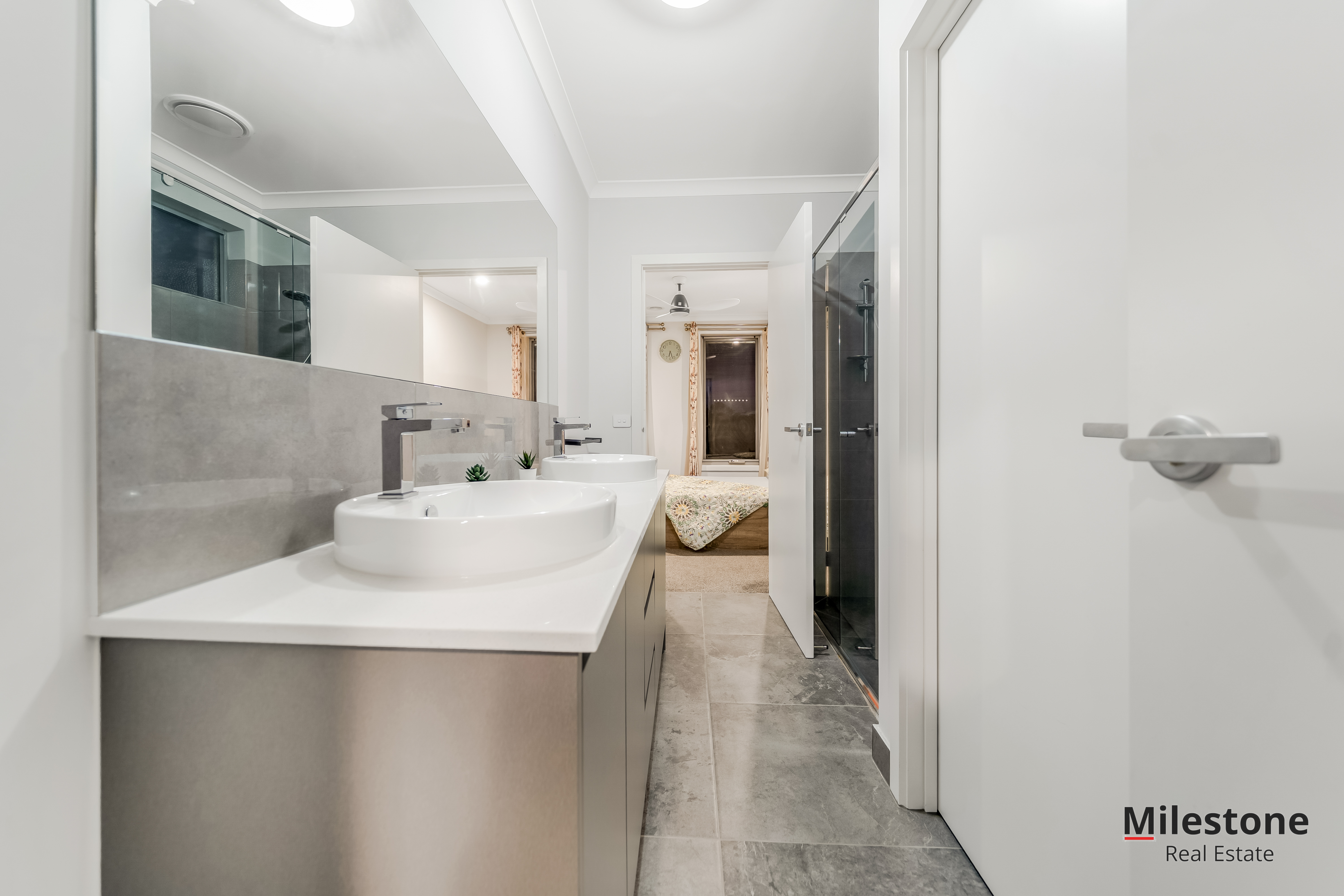 6-bedroom house at 36 Bales Road, Cranbourne East, VIC 3977, Casey, Victoria