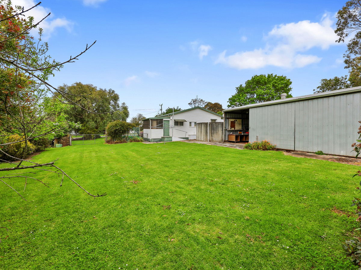 2-bedroom house at 35 HECKFIELD STREET, Macarthur VIC 3286, Moyne, Victoria