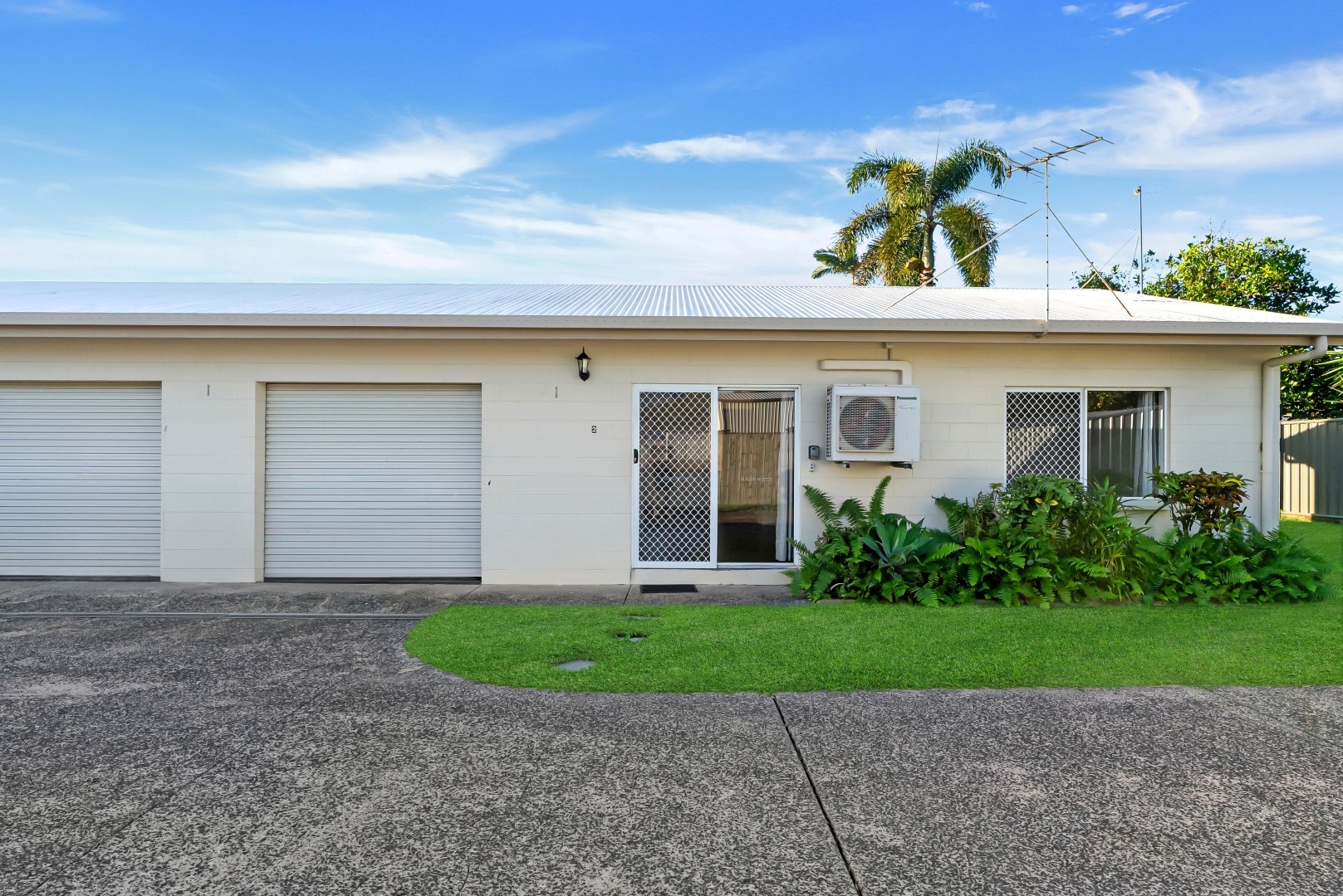 4-bedroom unit at 30 LEEUWIN CRESCENT, Bentley Park QLD 4869, Cairns, Queensland