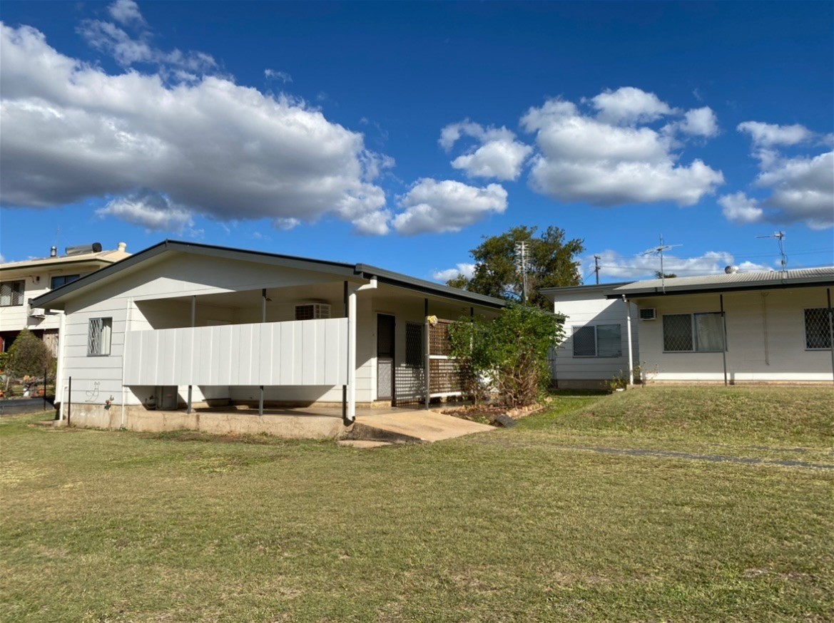 6-bedroom house at 1 Herring Court, Clermont, QLD 4721, Isaac, Queensland