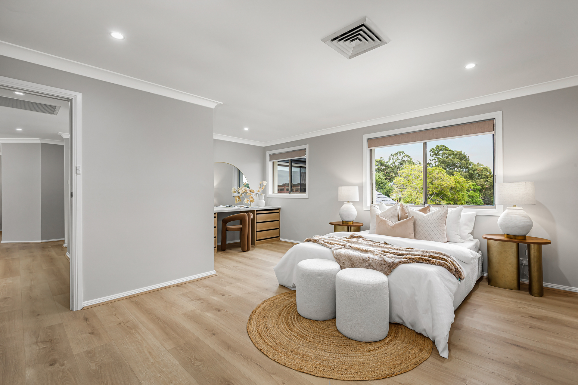 5-bedroom house at 33 Mariner Crescent, Abbotsbury, NSW 2176, Fairfield, New South Wales