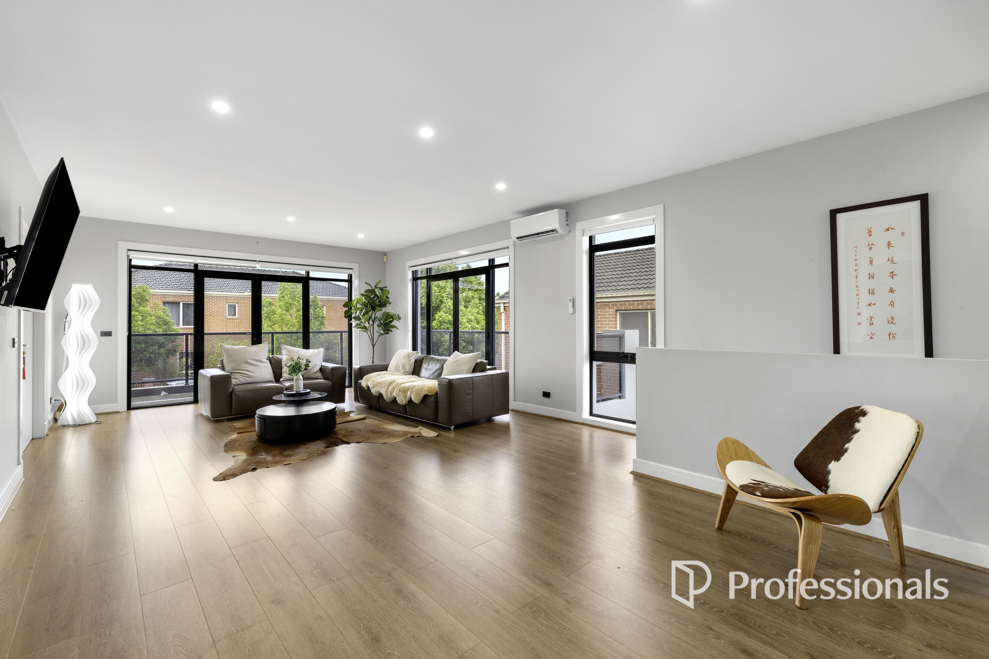 5-bedroom house at 10 Mulsanne Lane, Bentleigh East, VIC 3165, Glen Eira, Victoria