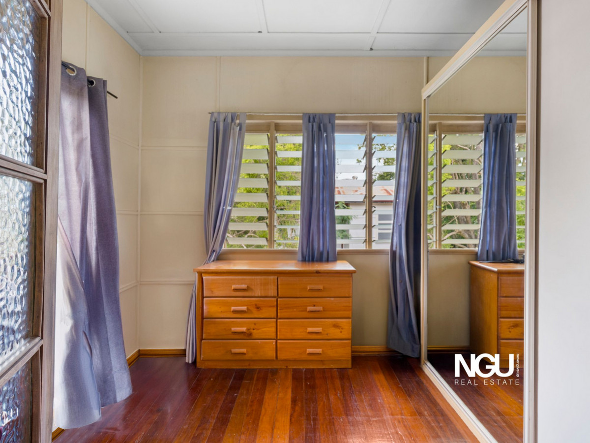 19 HOLT STREET, Brassall QLD 4305 - Image 5