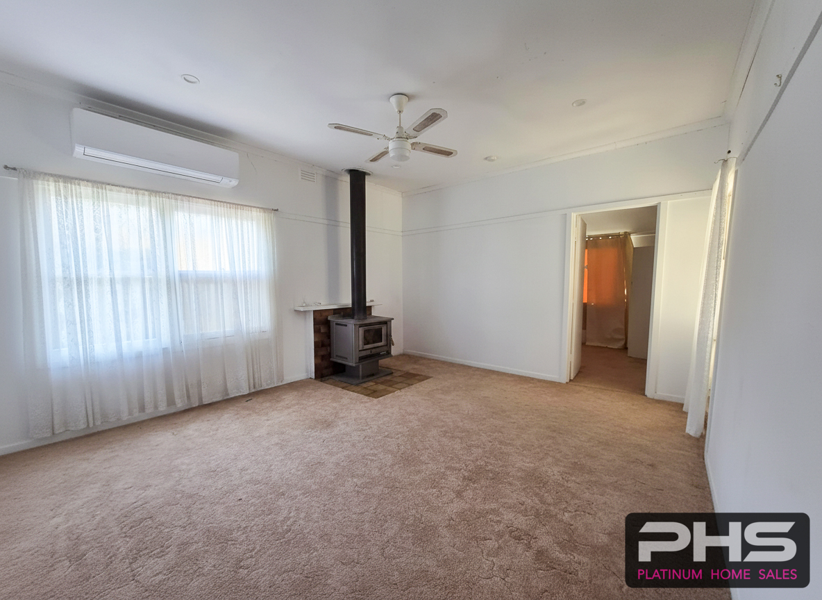 3-bedroom house at 22 Cullen Street, Kerang, VIC 3579, Gannawarra, Victoria