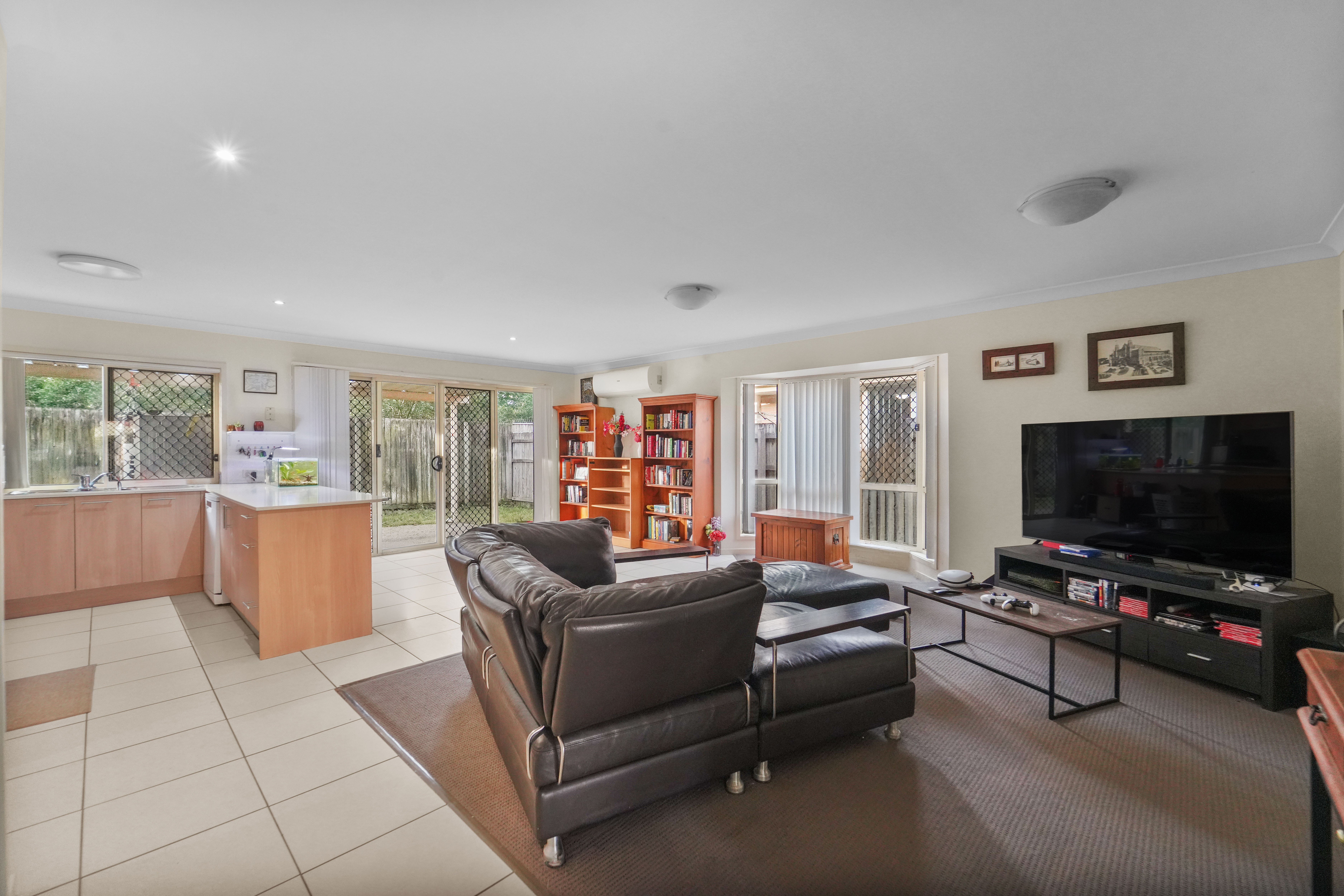 3-bedroom unit at 27 64 GROTH ROAD, BOONDALL QLD 4034, Brisbane, Queensland