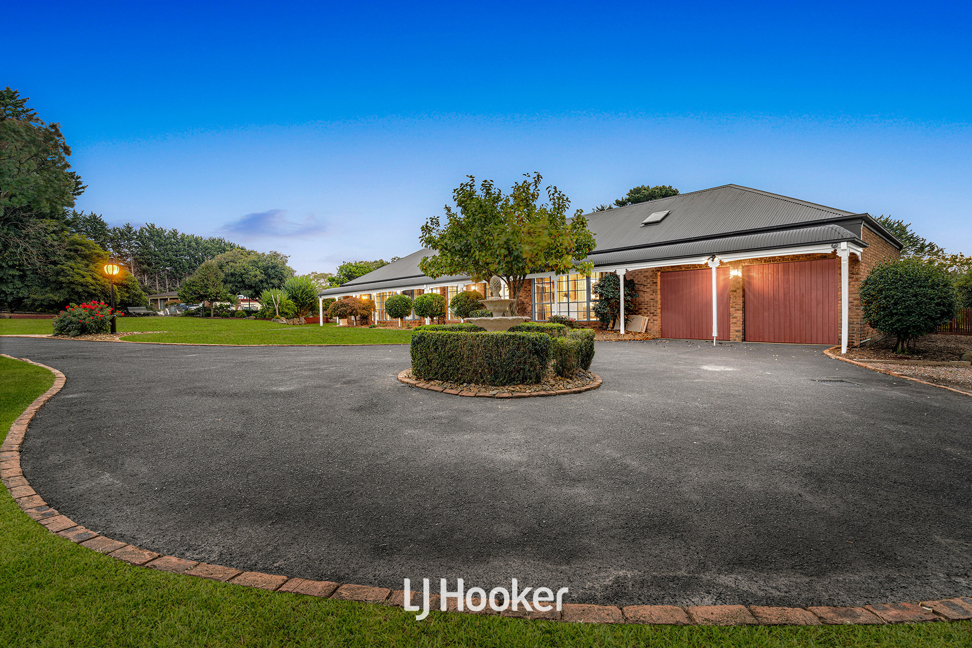 9-10 Tandderwen Court, Narre Warren North, VIC 3804 - Image 3
