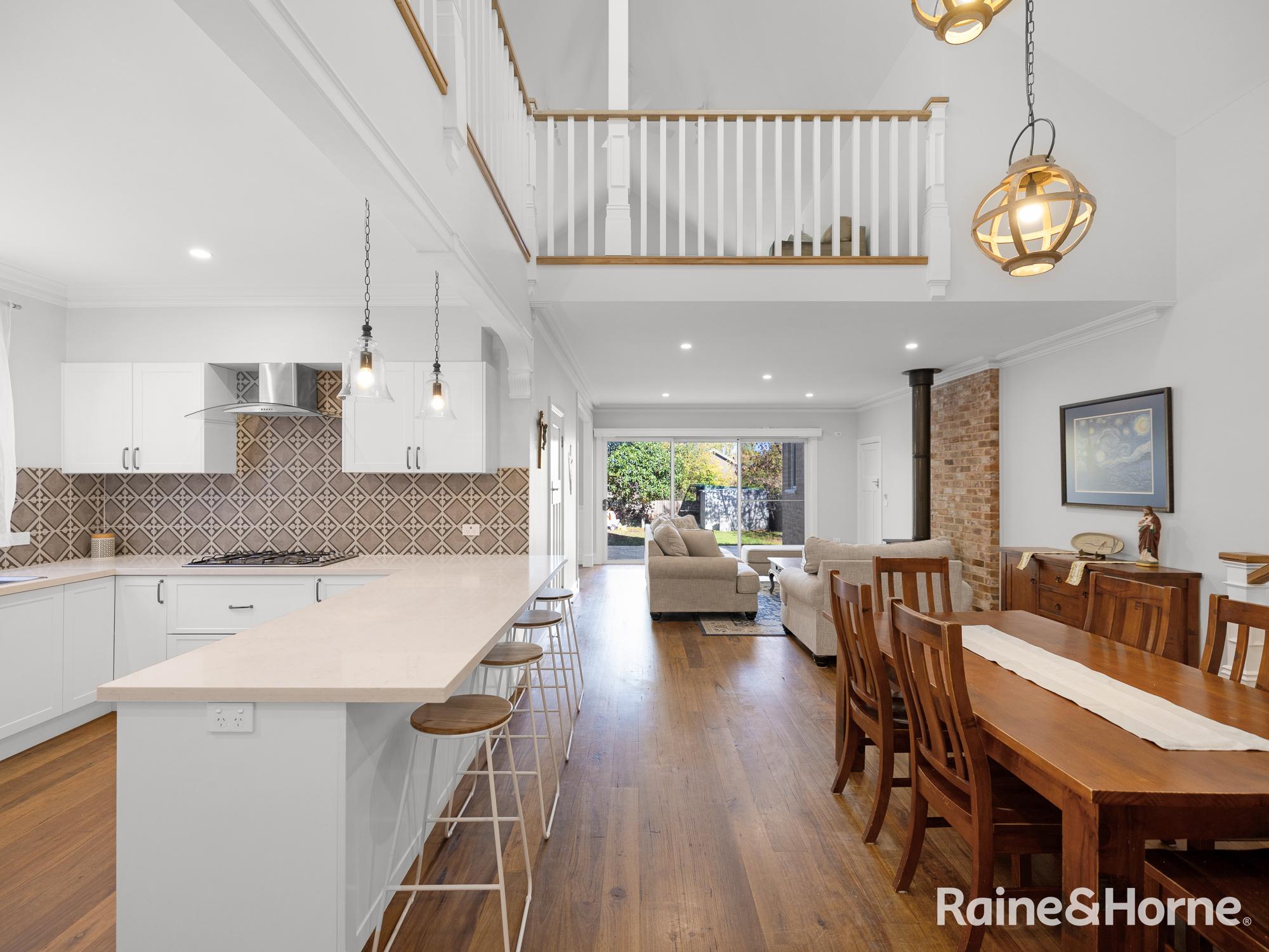 250 Peel Street, Bathurst, NSW 2795 - Image 1