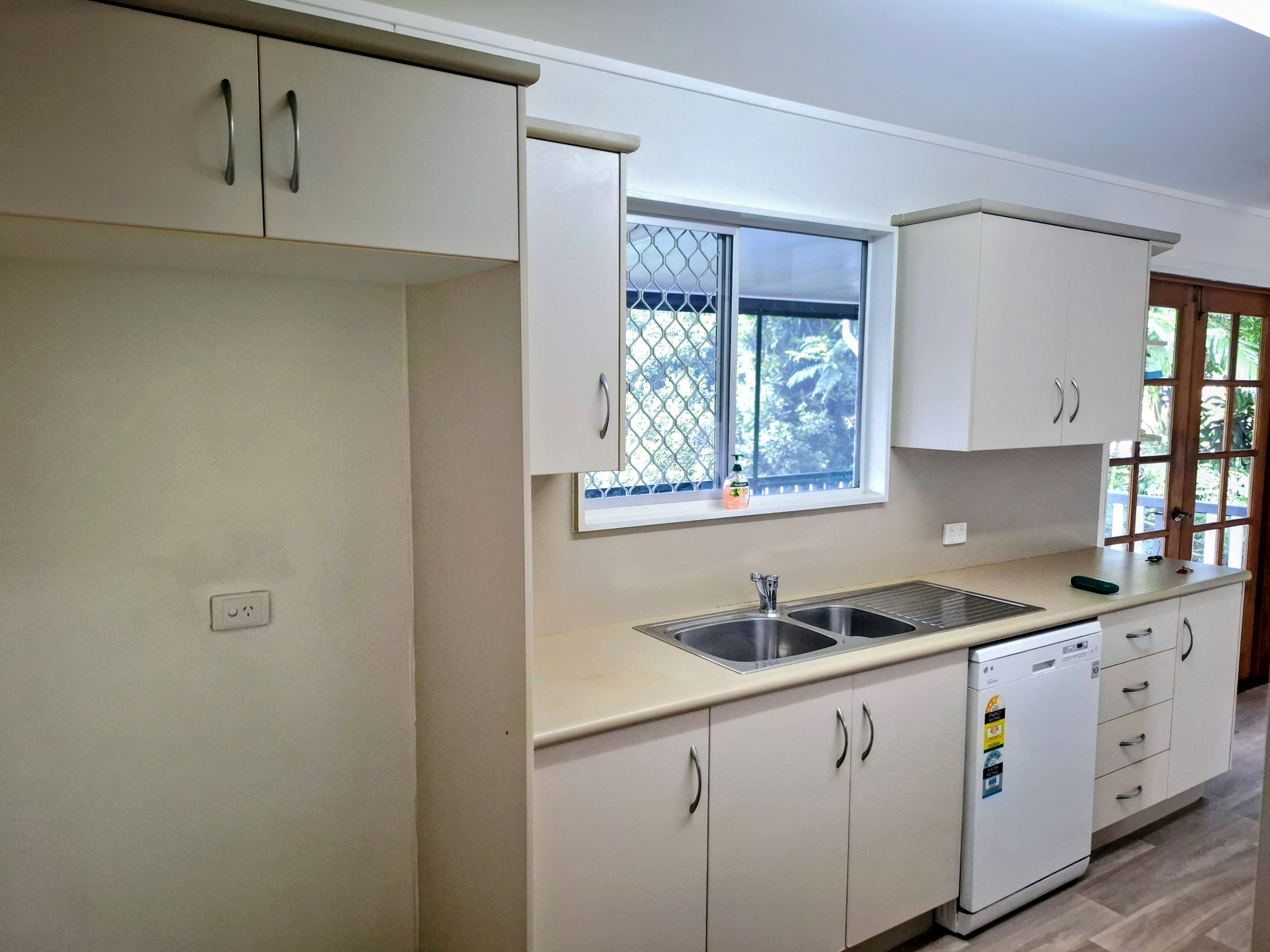 5 CECELIA COURT, Kelso QLD 4815 - Image 4
