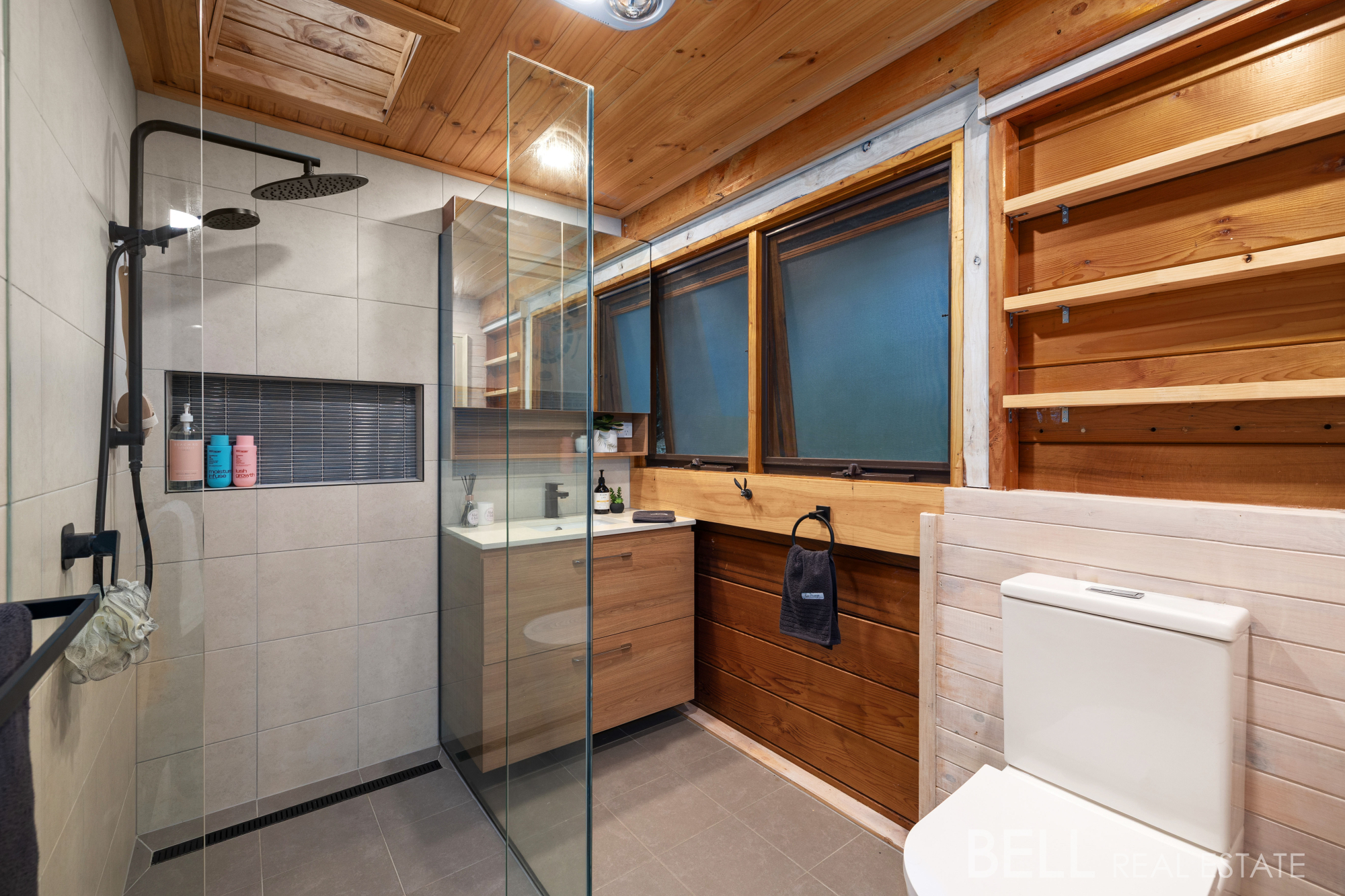 4-bedroom house at 2 Roma Parade, Upwey, VIC 3158, Yarra Ranges, Victoria