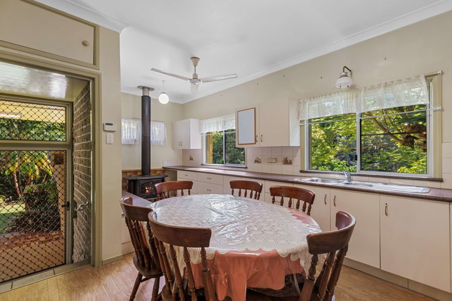 10 AMBULANCE STREET, Pomona QLD 4568 - Image 5