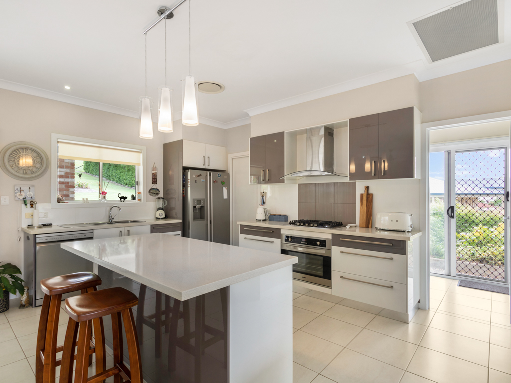 54 - 56 Parview Drive, Craignish, Qld, 4655 - Image 1