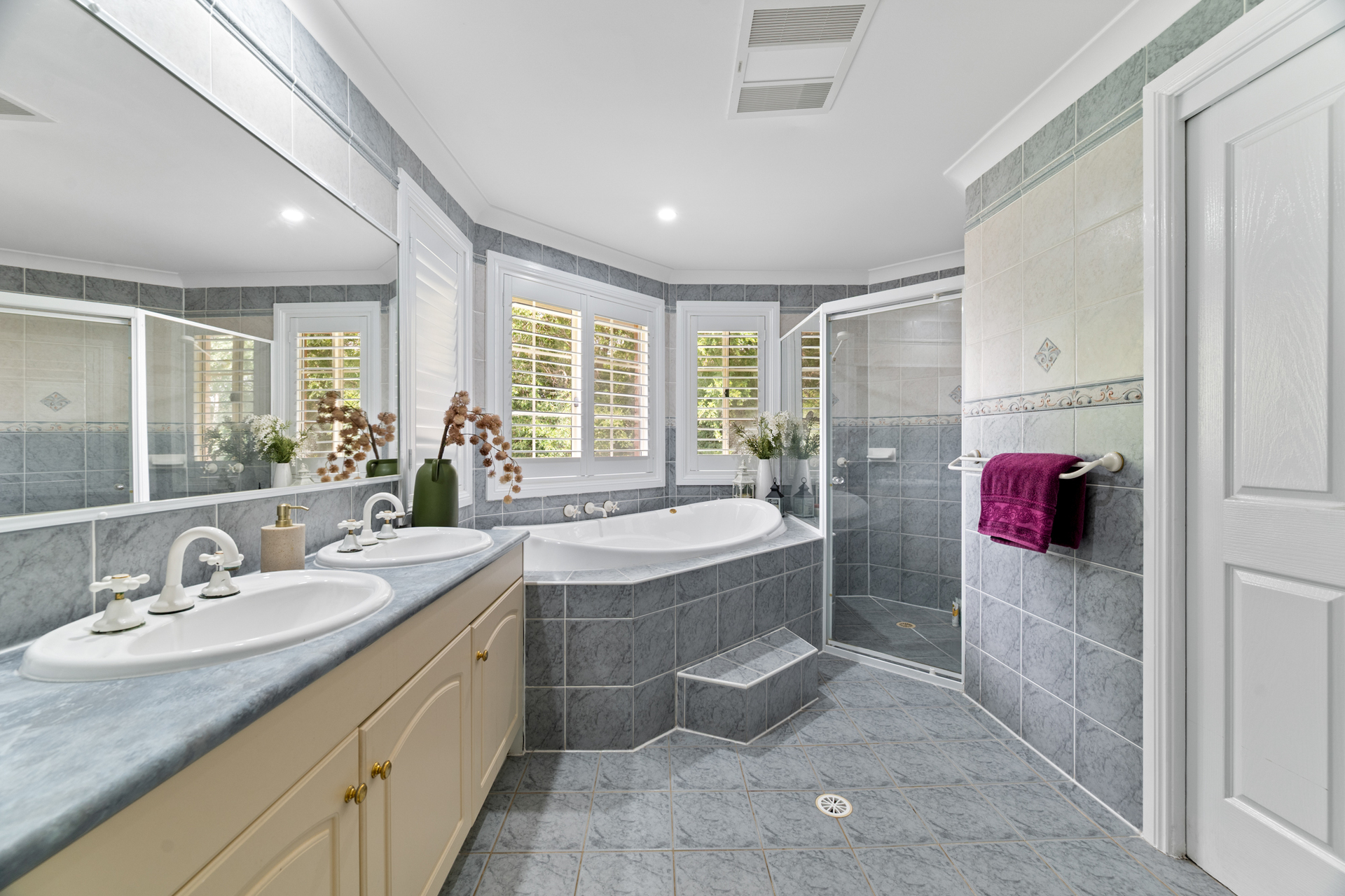 6-bedroom unit at 9 Ritchie Road, Silverdale, NSW 2752, Wollondilly, New South Wales