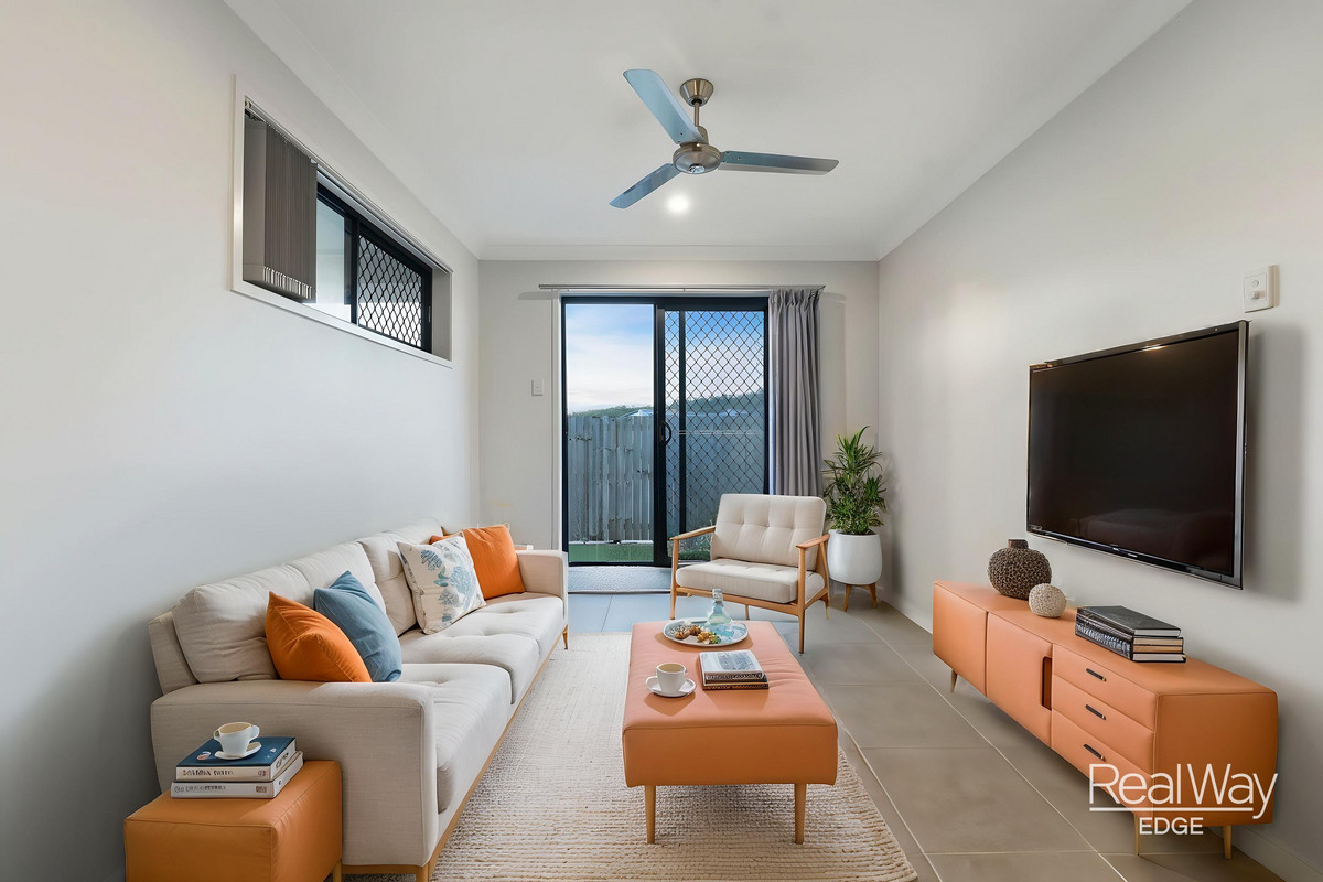 10 Palk Place, Spring Mountain, QLD 4300 - Image 4