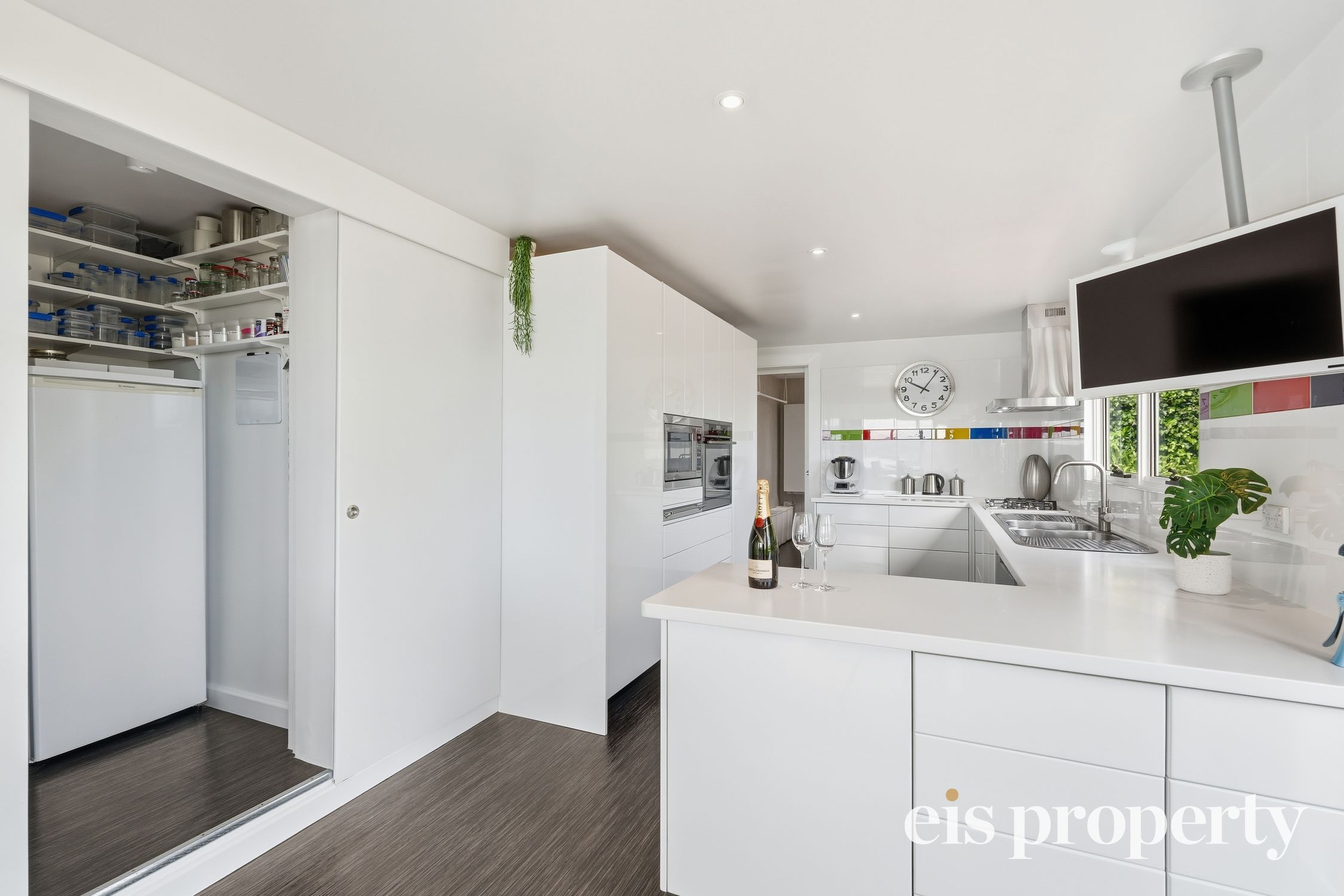 57 RED CHAPEL AVENUE, Sandy Bay TAS 7005 - Image 9