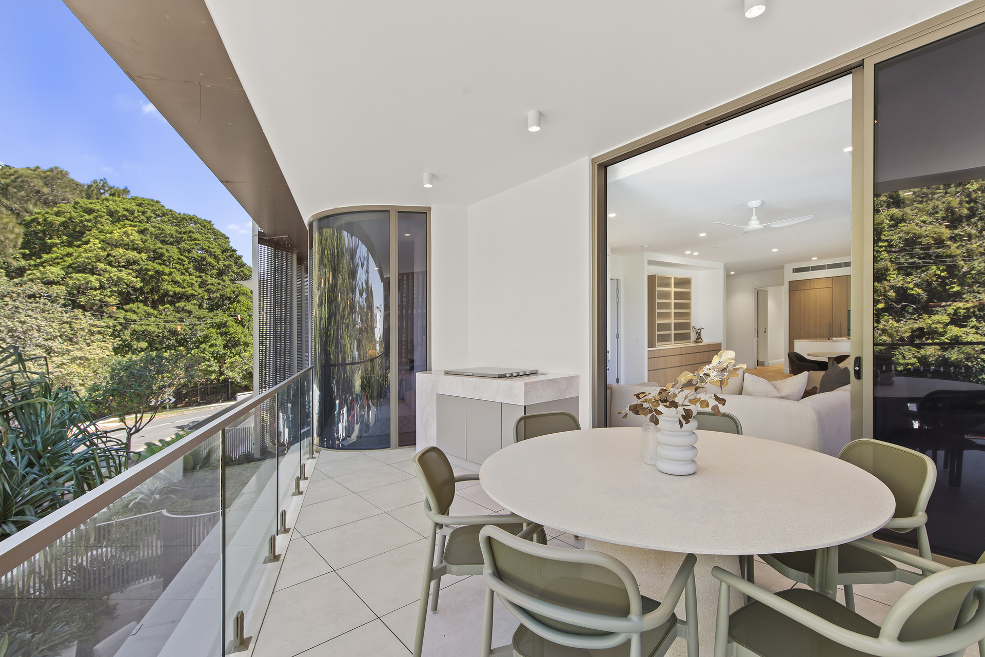4/13-15 Chairlift Avenue, Mermaid Beach, Qld, 4218 - Image 1