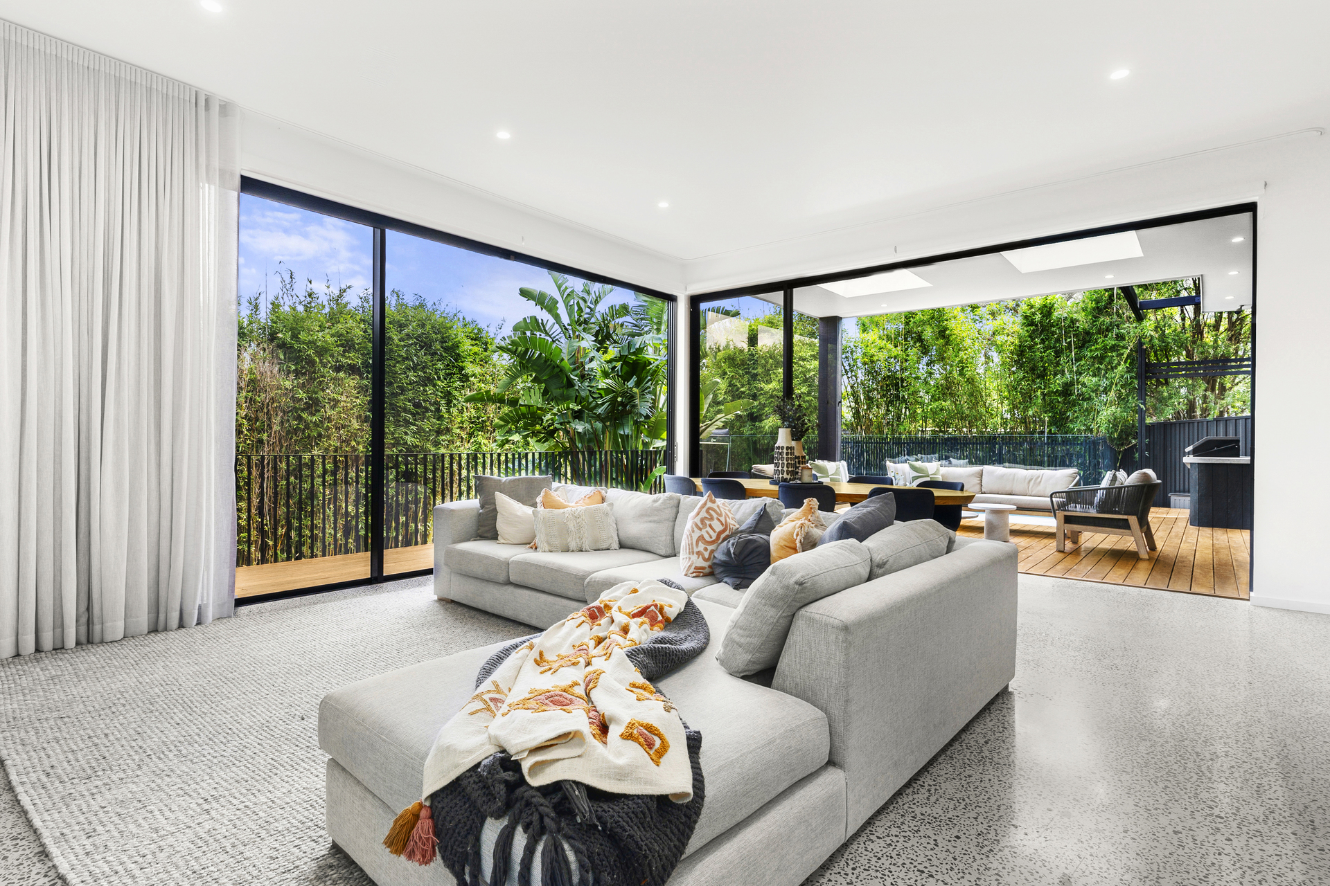 11 Gillham Avenue, Caringbah South, NSW 2229 - Image 5