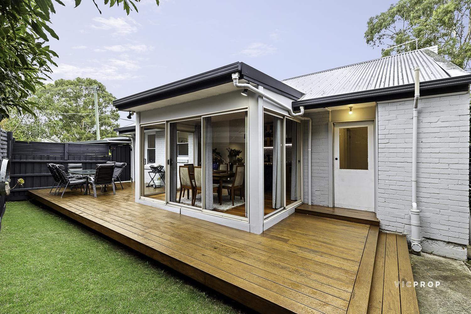 3-bedroom house at 16 Pacific Drive, Heidelberg West, VIC 3081, Banyule, Victoria