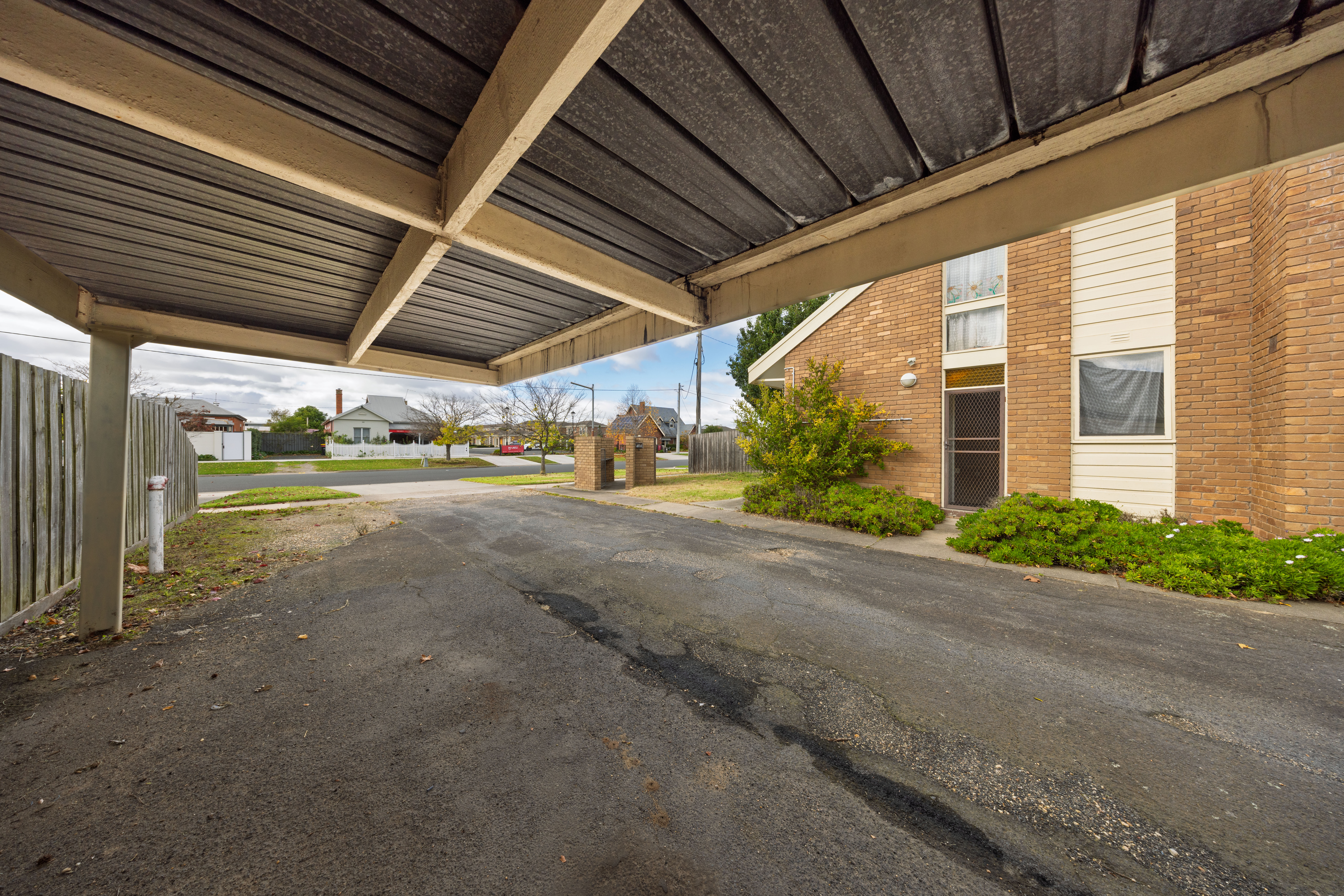 1-bedroom unit at 16 495 RAYMOND STREET, SALE VIC 3850, Wellington, Victoria
