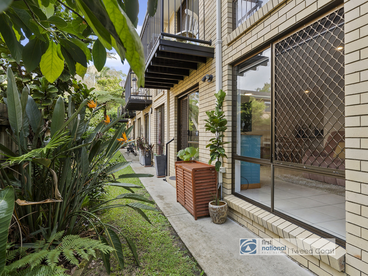 4 10 HONEYSUCKLE STREET, TWEED HEADS WEST NSW 2485 - Image 6