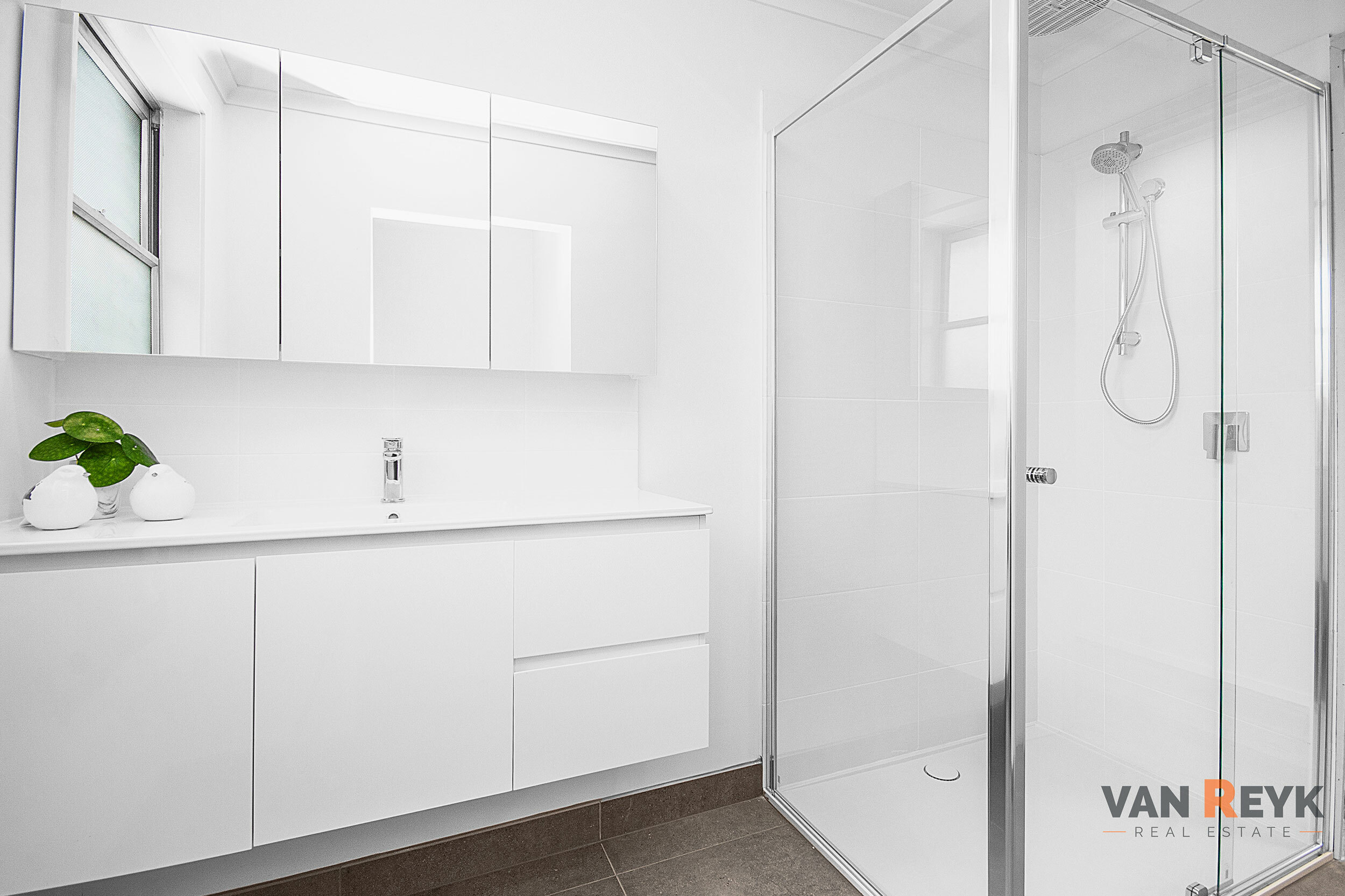 46 Cameron Crescent, East Bairnsdale, VIC 3875 - Image 3