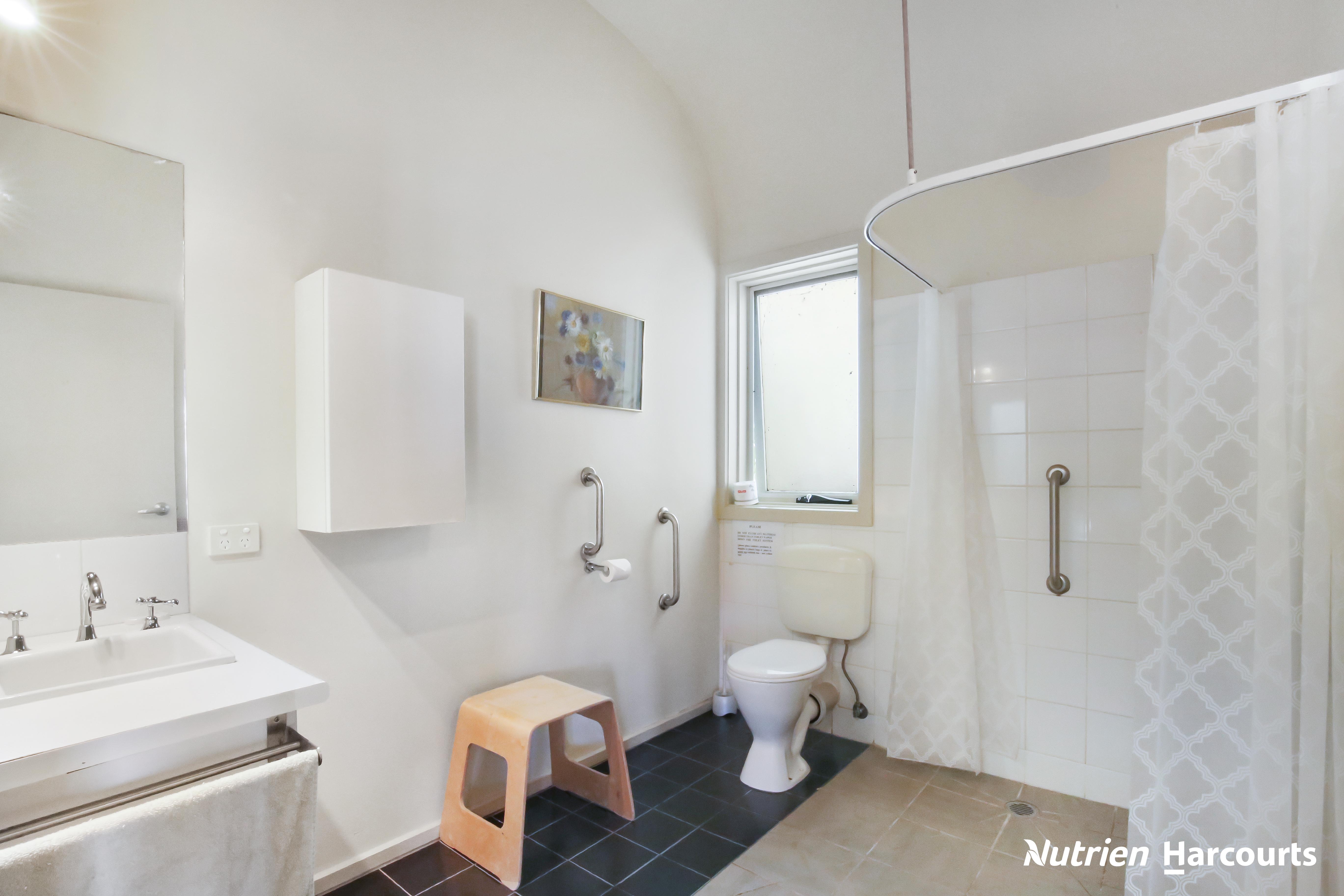 8-bedroom house at 19 Wharf Street, Port Albert, VIC 3971, Wellington, Victoria