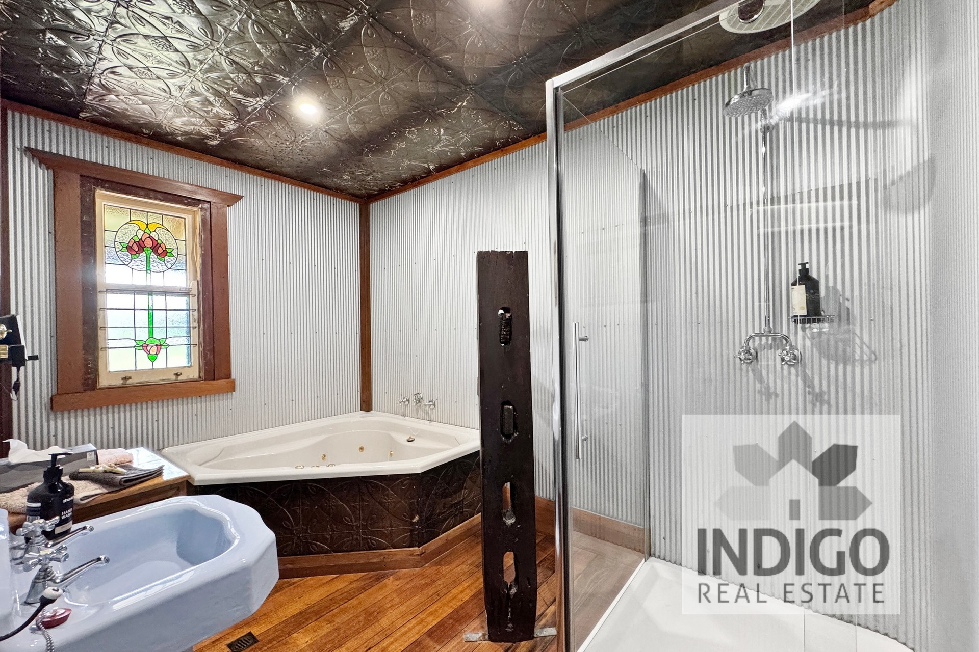 9-bedroom house at 1149 Beechworth-Wodonga Road, Wooragee, VIC 3747, Indigo, Victoria