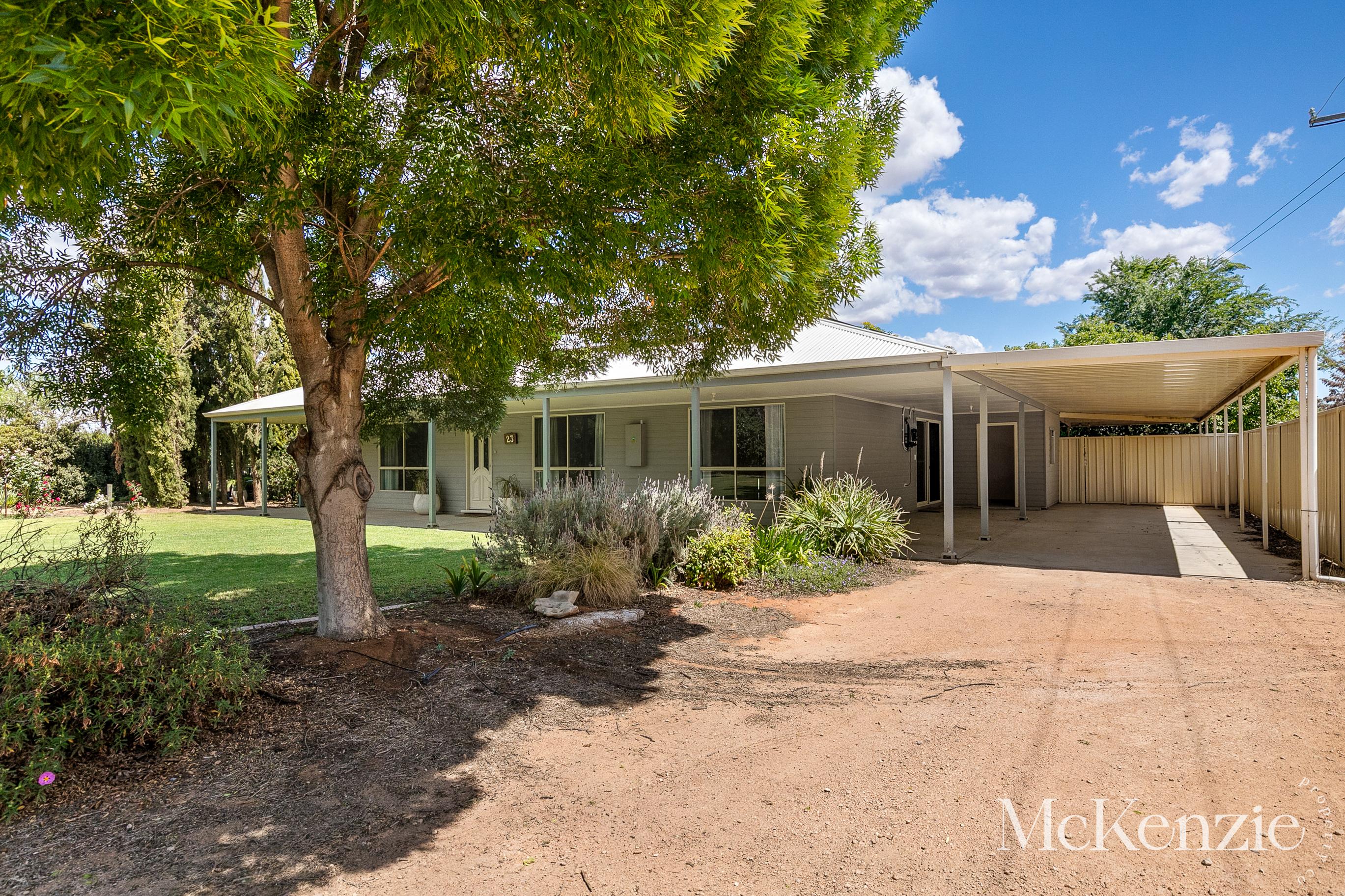 6-bedroom house at 23 Falcon Street, Renmark North, SA 5341, Renmark Paringa, South Australia