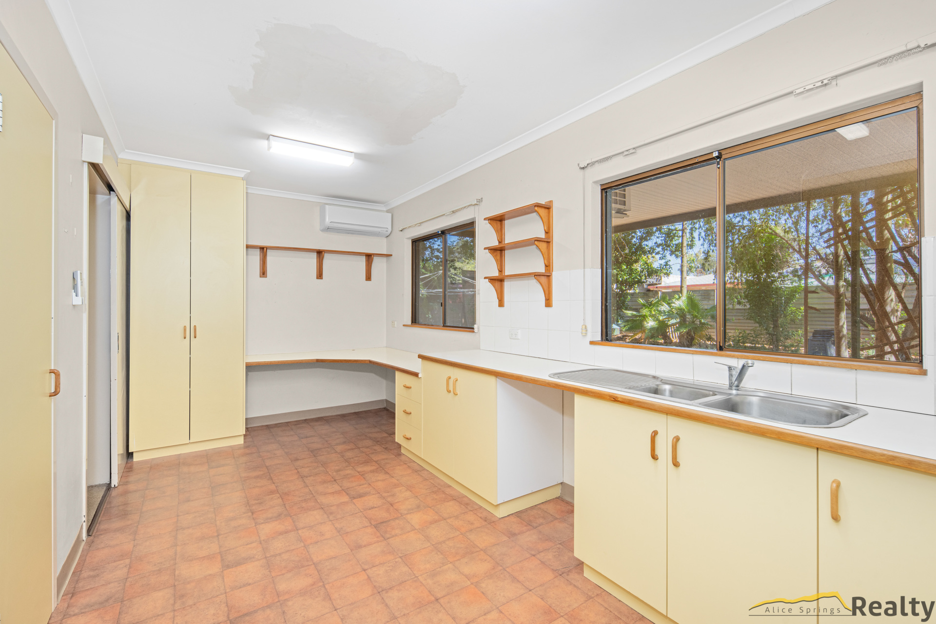 7 Bacon Street, Gillen, NT 0870 - Image 4
