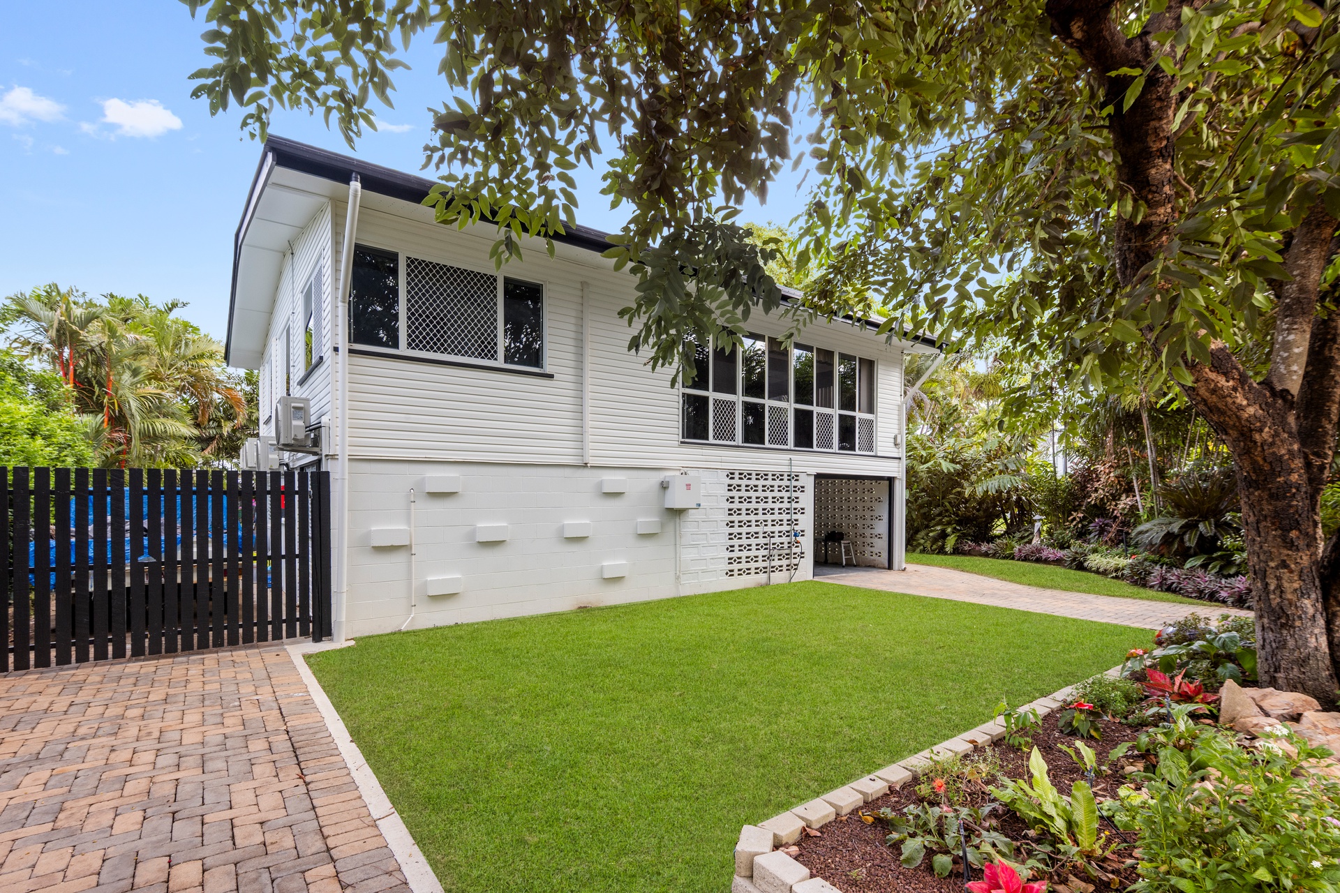 8 COORONG AVENUE, Mundingburra QLD 4812 - Image 2