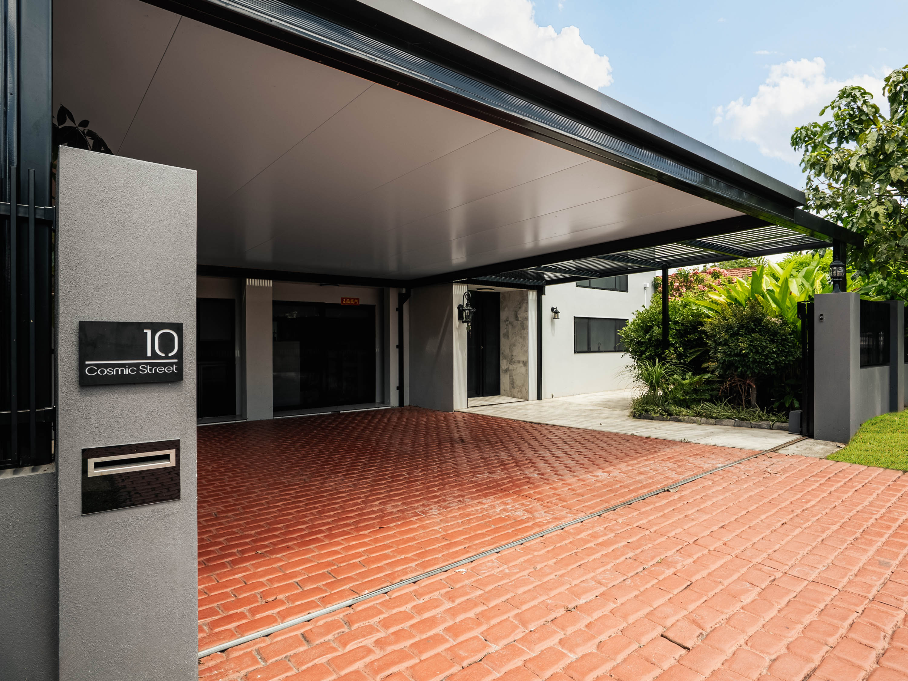 10 Cosmic Street, Robertson, QLD 4109 - Image 3