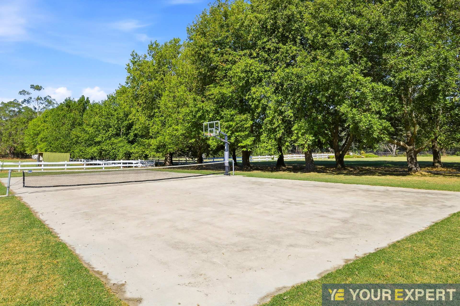 7-bedroom house at 205 Beaconsfield-Emerald Road, Beaconsfield, Vic, 3807, Cardinia, Victoria