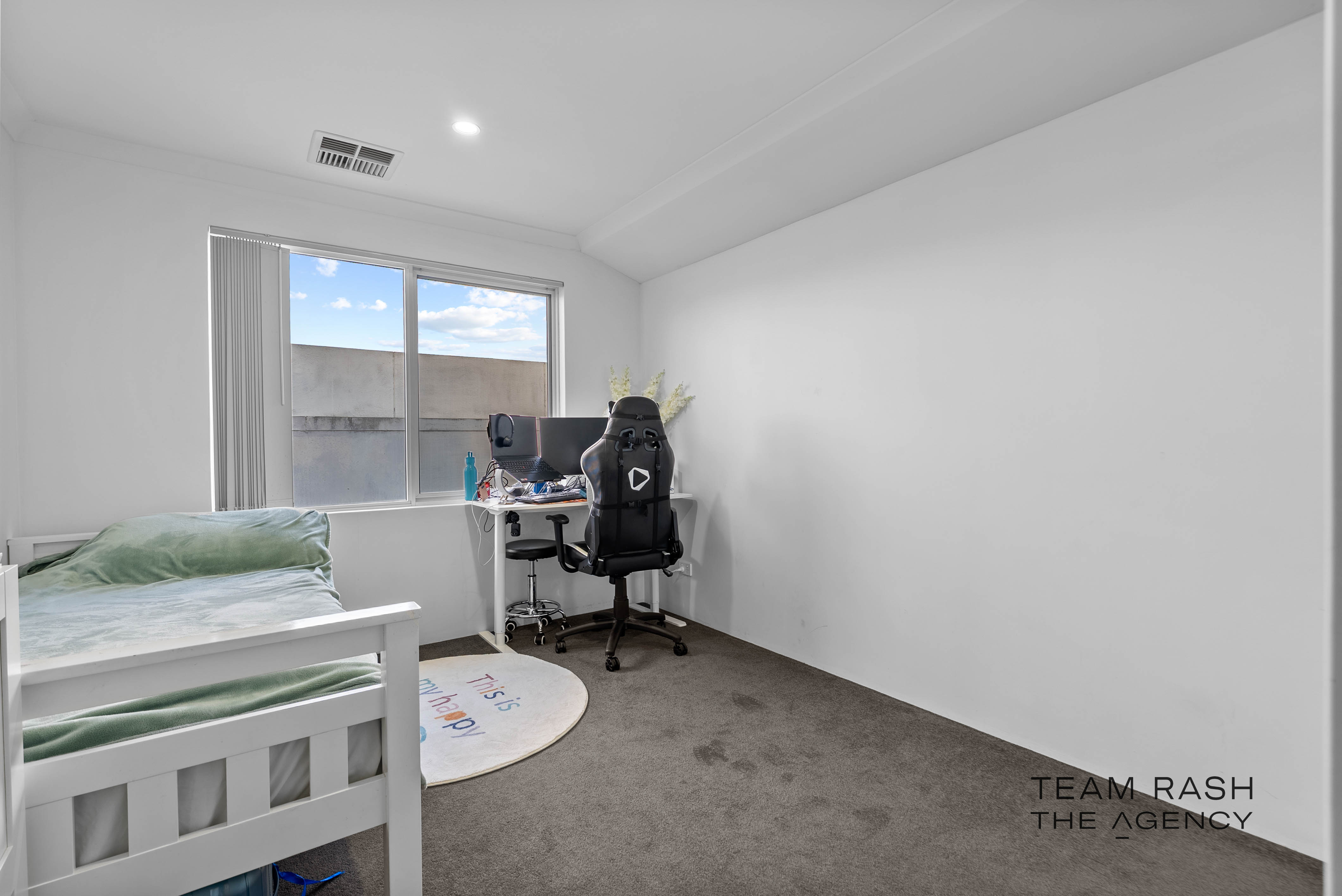 4-bedroom house at 42 SAPPHIRE CHASE, Wellard WA 6170, Kwinana, Western Australia