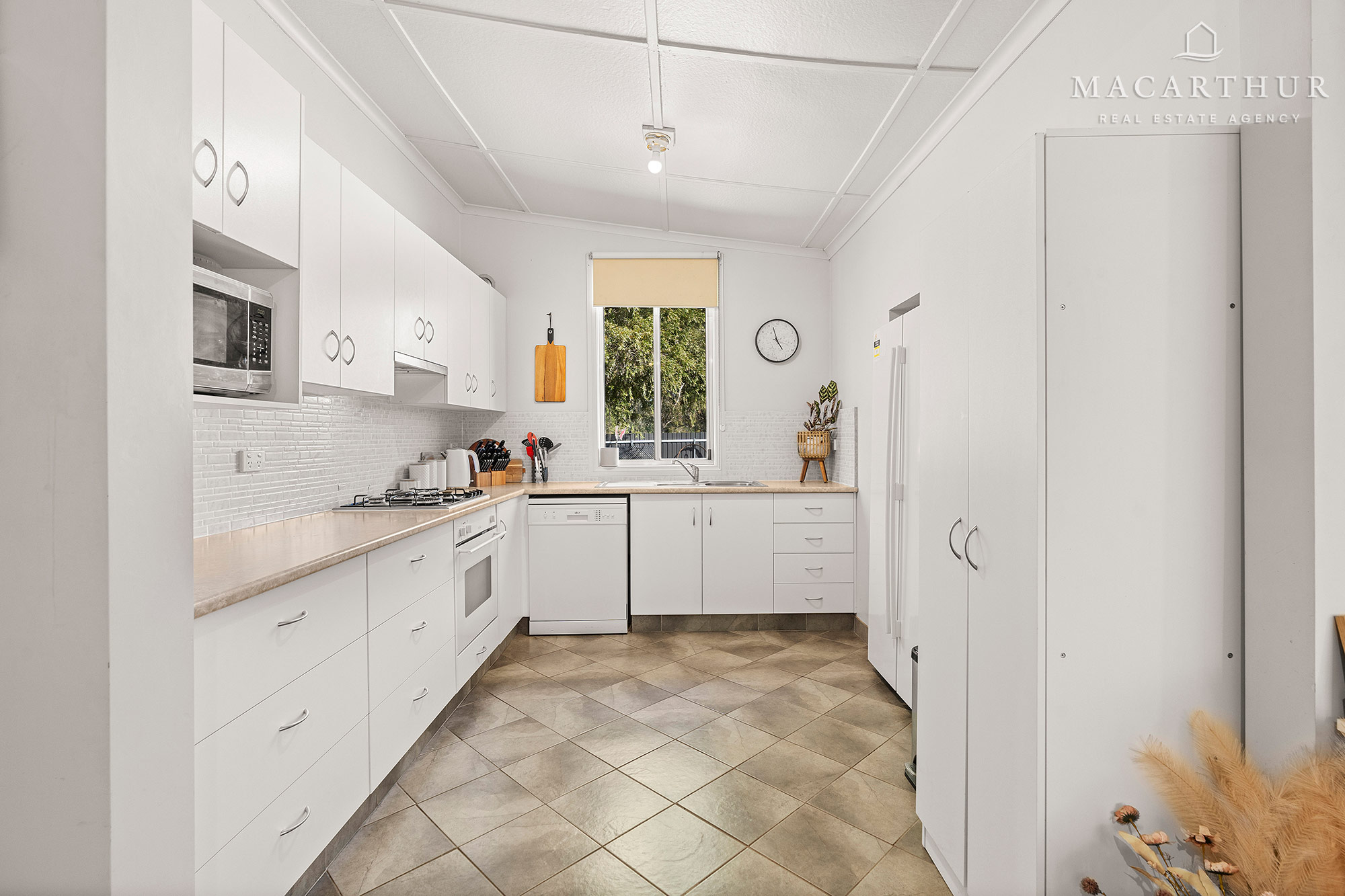 6 Wright Street, Ganmain, NSW 2702 - Image 4