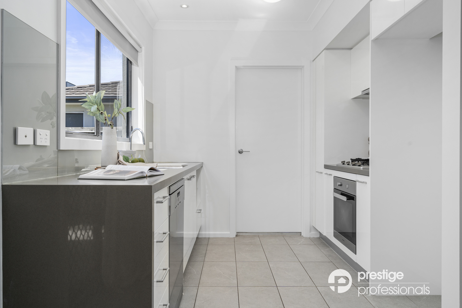 29 Greenview Drive, Moorebank, NSW 2170 - Image 5